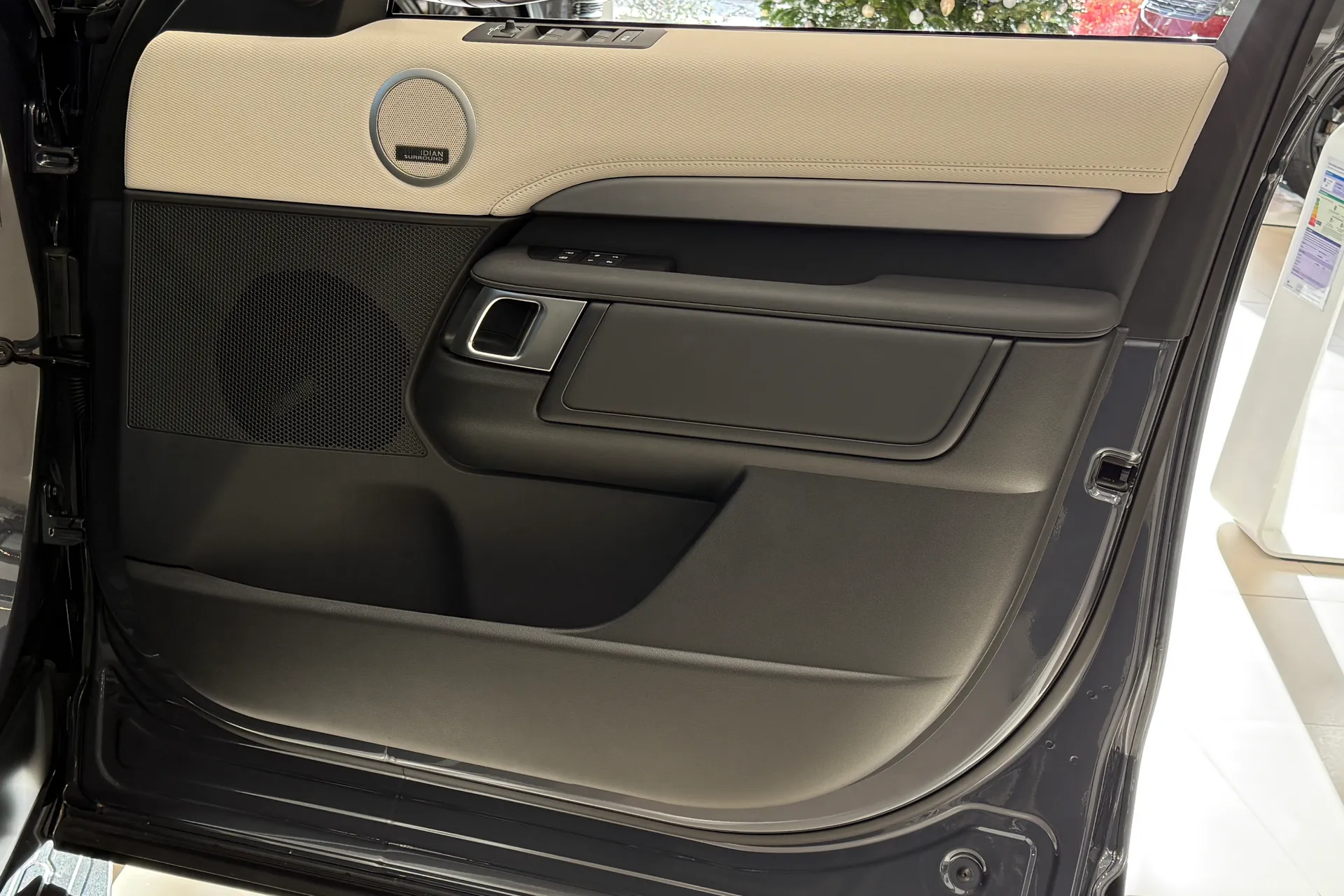 LAND ROVER DISCOVERY thumbnail image number 44