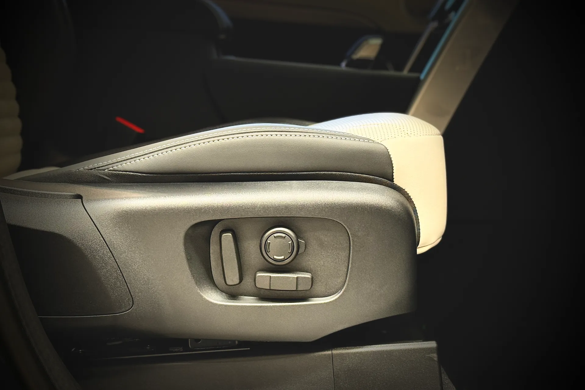 LAND ROVER DISCOVERY thumbnail image number 45