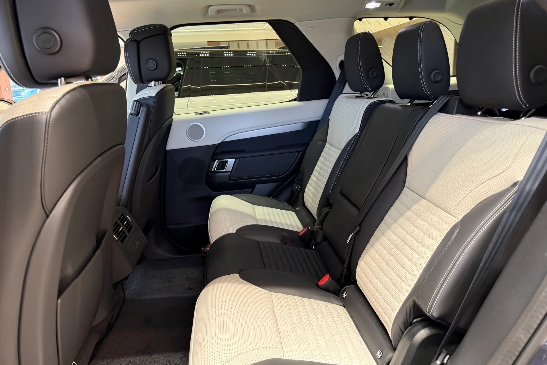 LAND ROVER DISCOVERY thumbnail image number 49