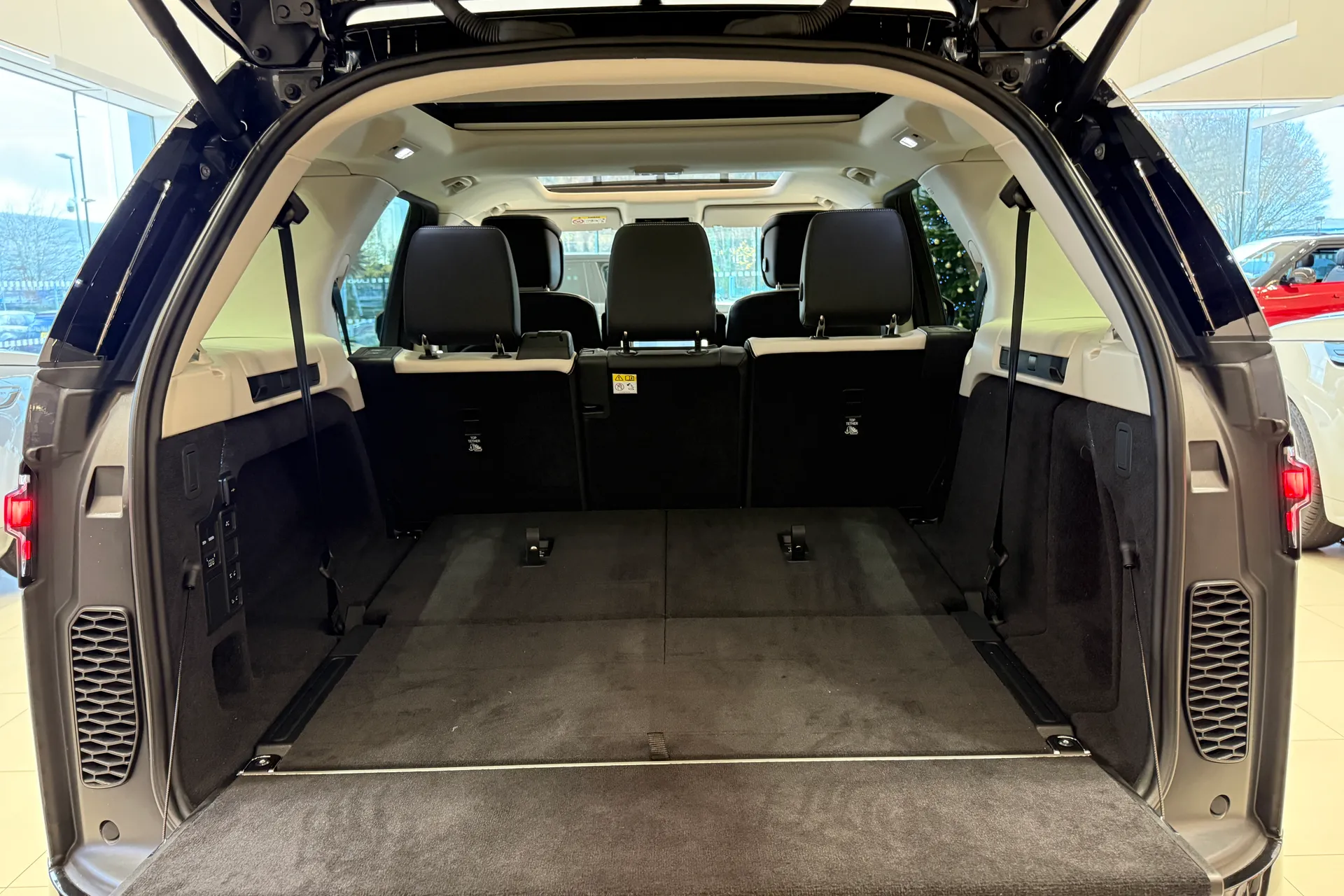 LAND ROVER DISCOVERY thumbnail image number 35