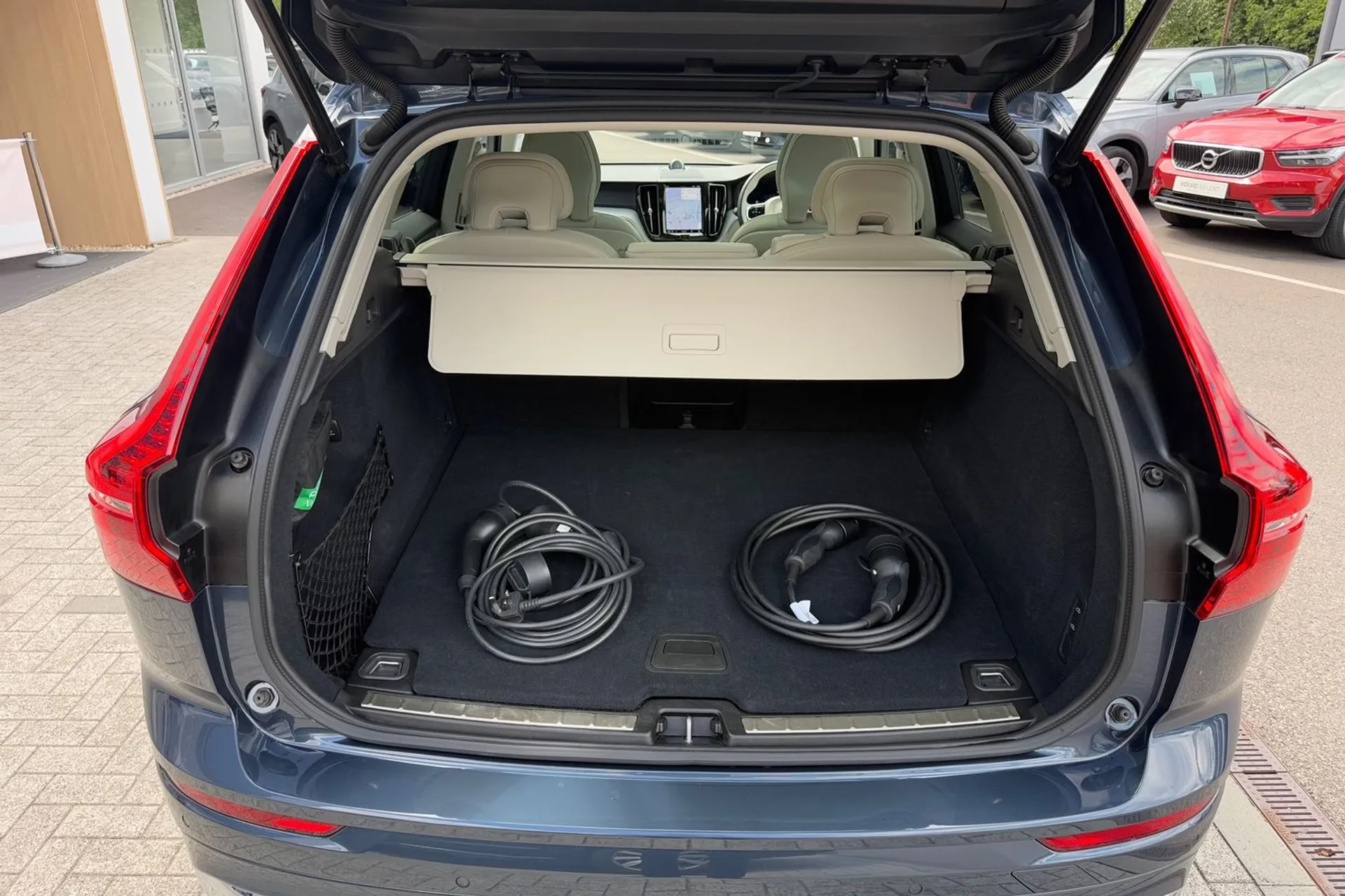 Volvo XC60 thumbnail image number 19