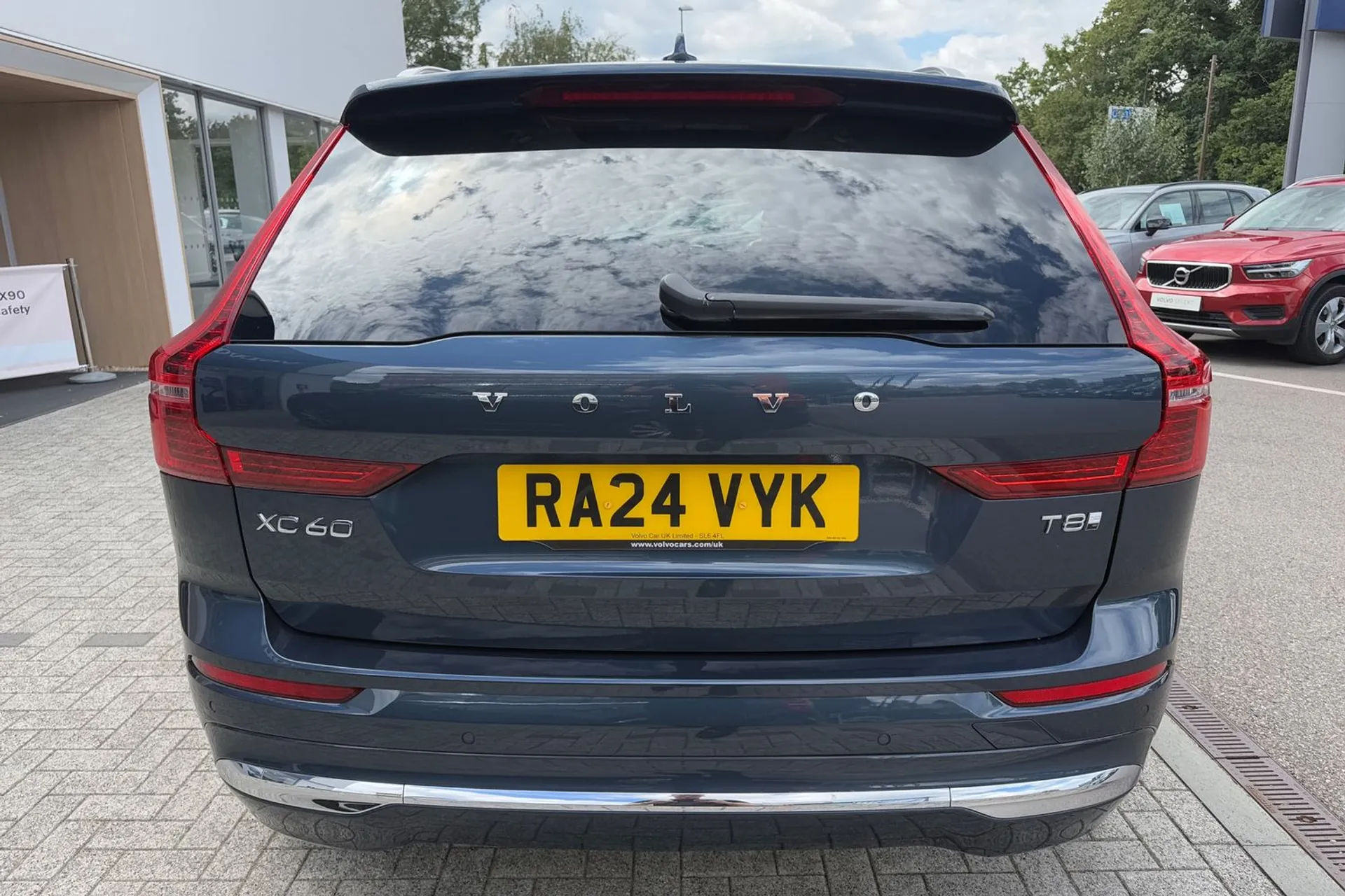 Volvo XC60 thumbnail image number 8