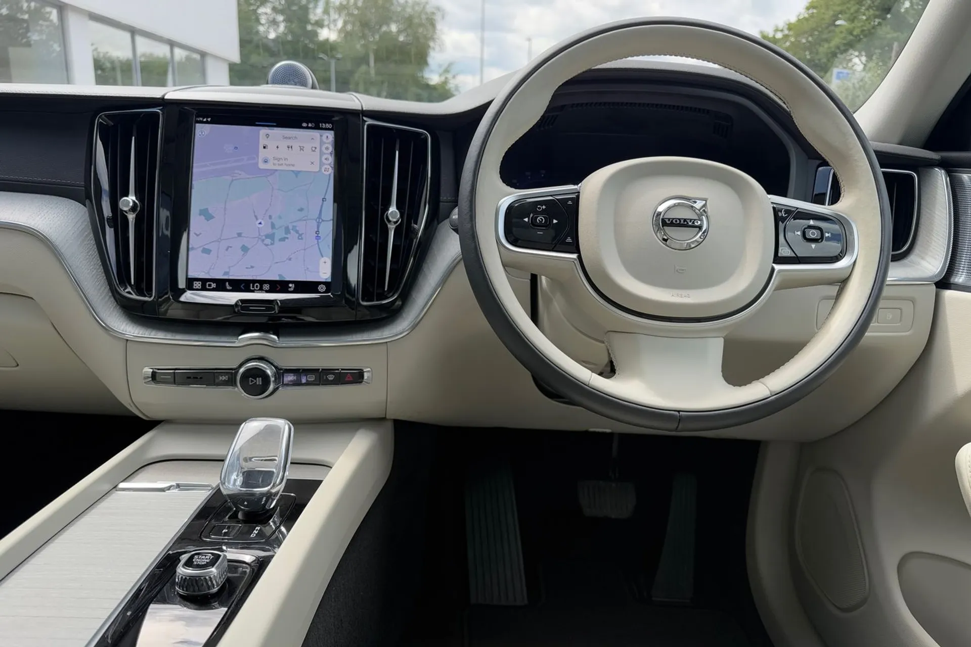 Volvo XC60 thumbnail image number 33