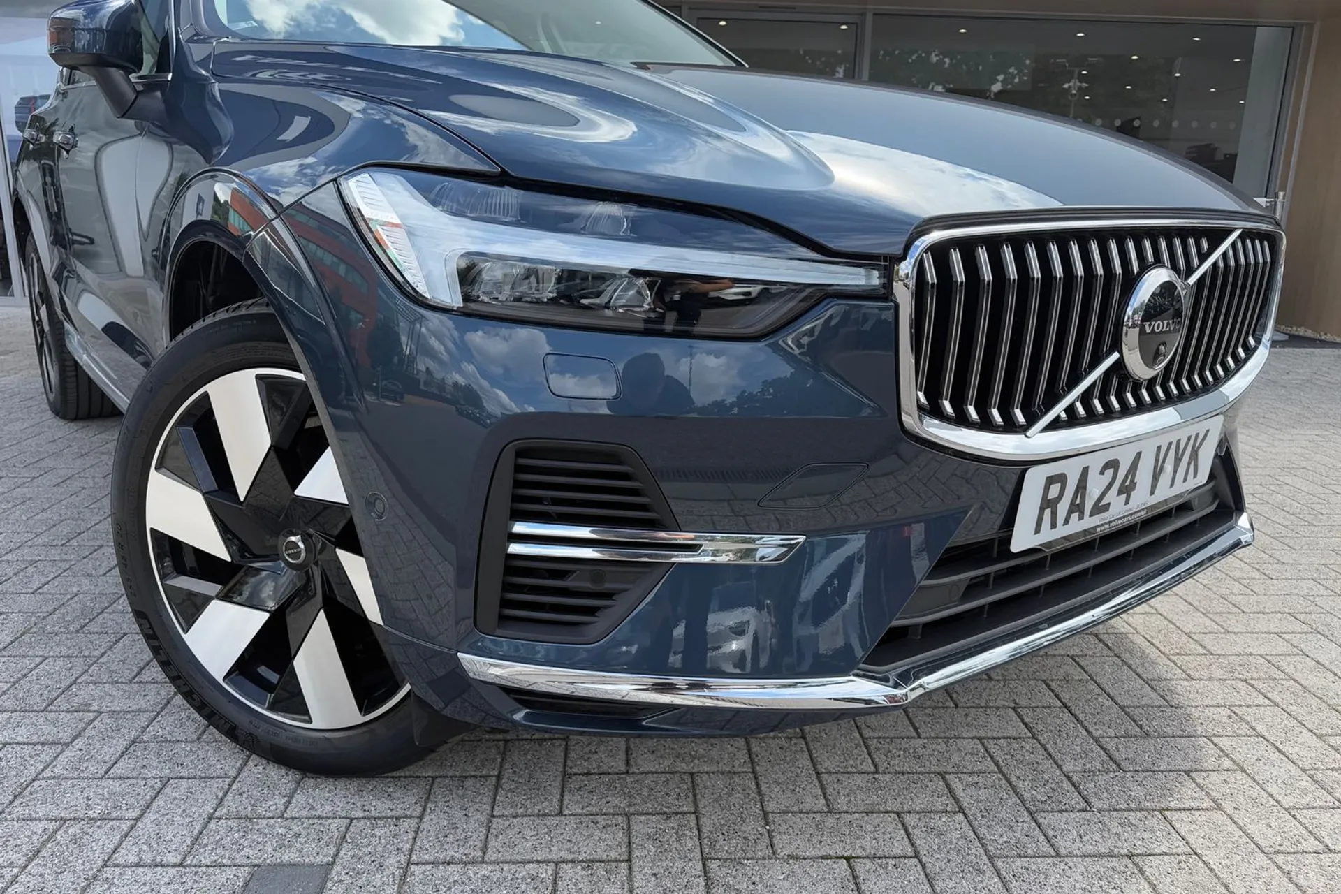 Volvo XC60 thumbnail image number 6