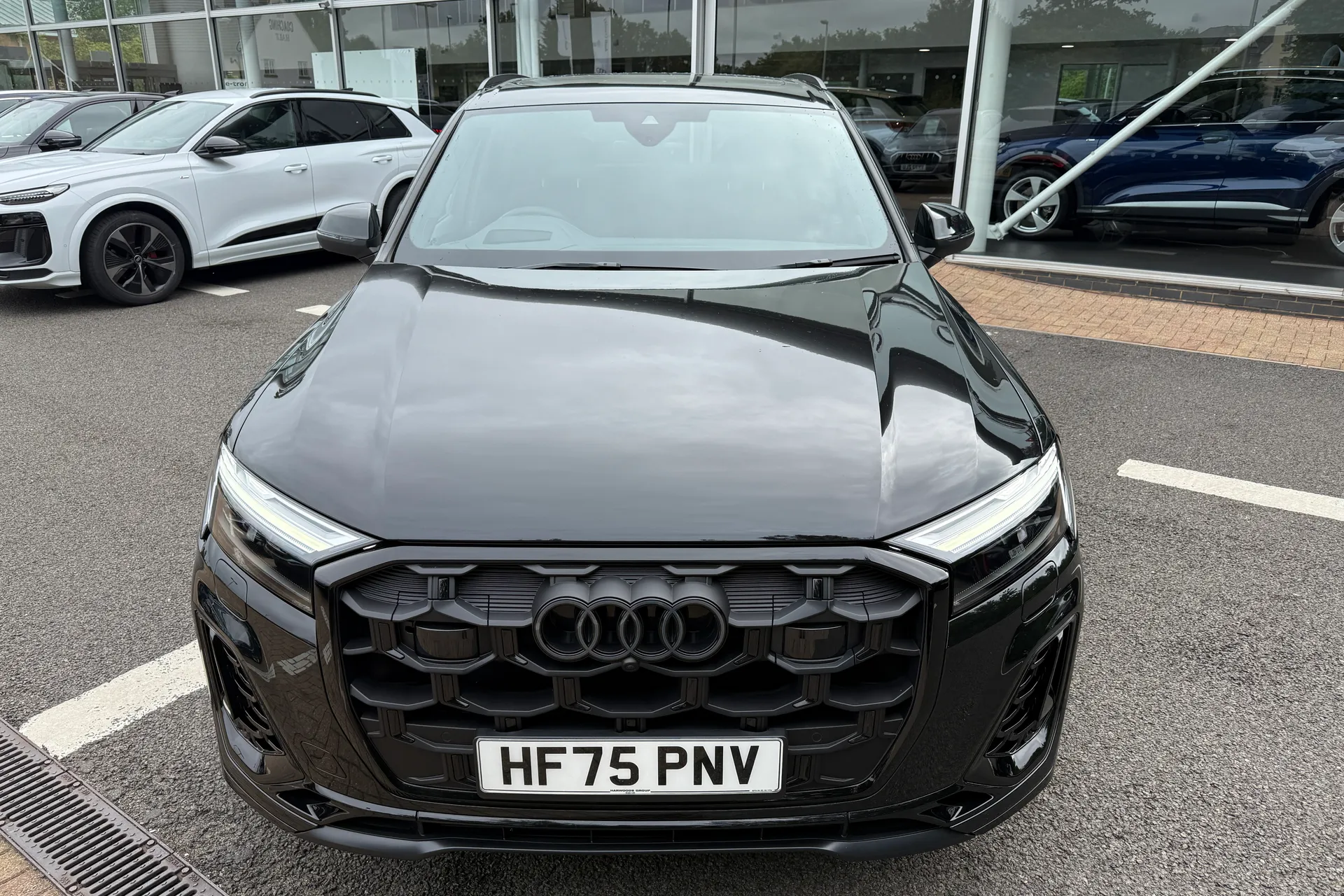 Audi Q7 thumbnail image number 63
