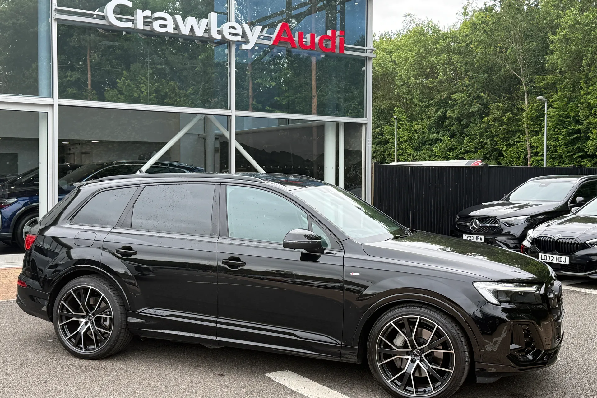 Audi Q7 thumbnail image number 2