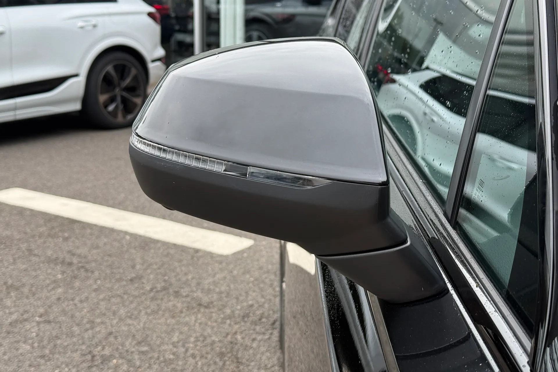 Audi Q7 thumbnail image number 13