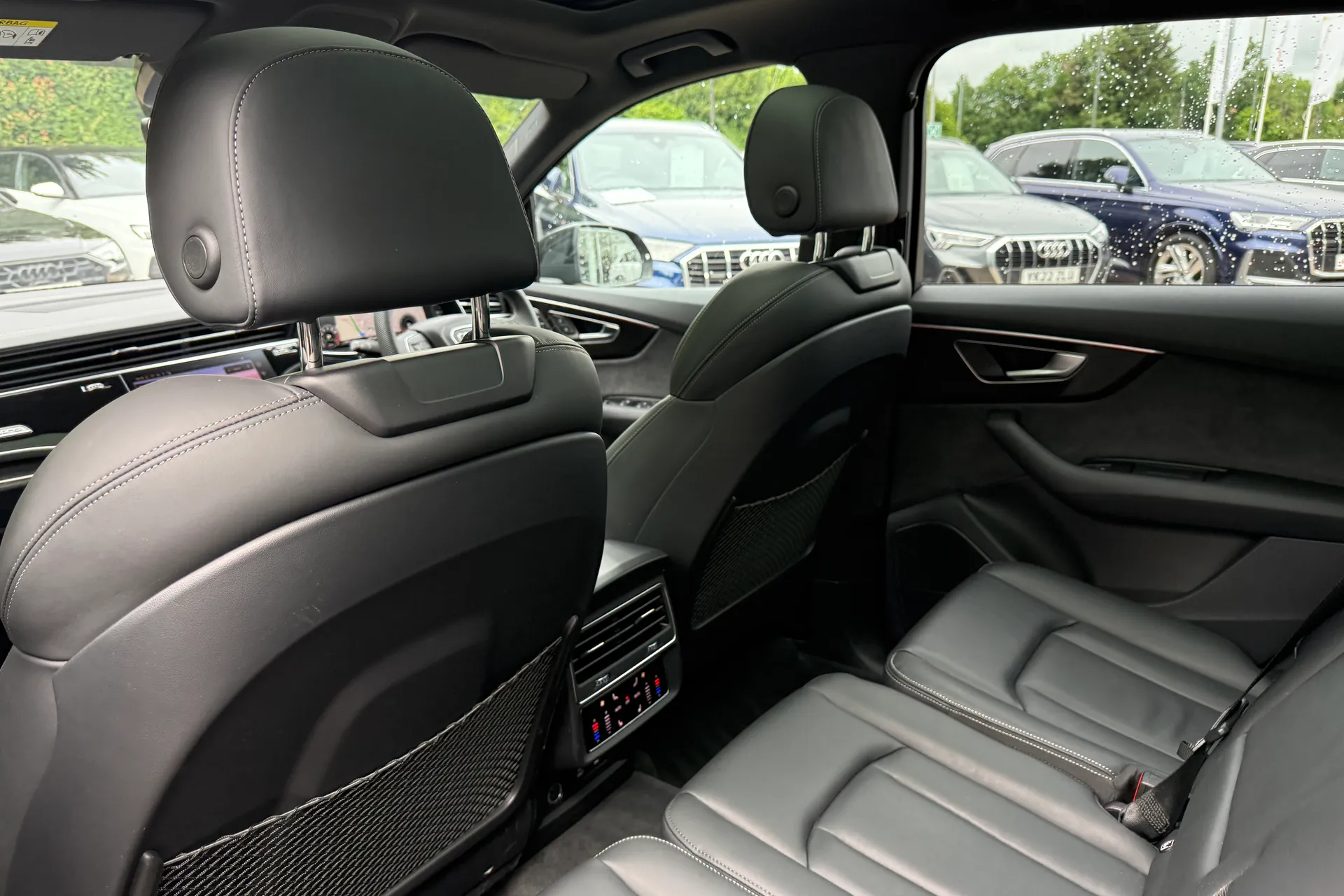 Audi Q7 thumbnail image number 54