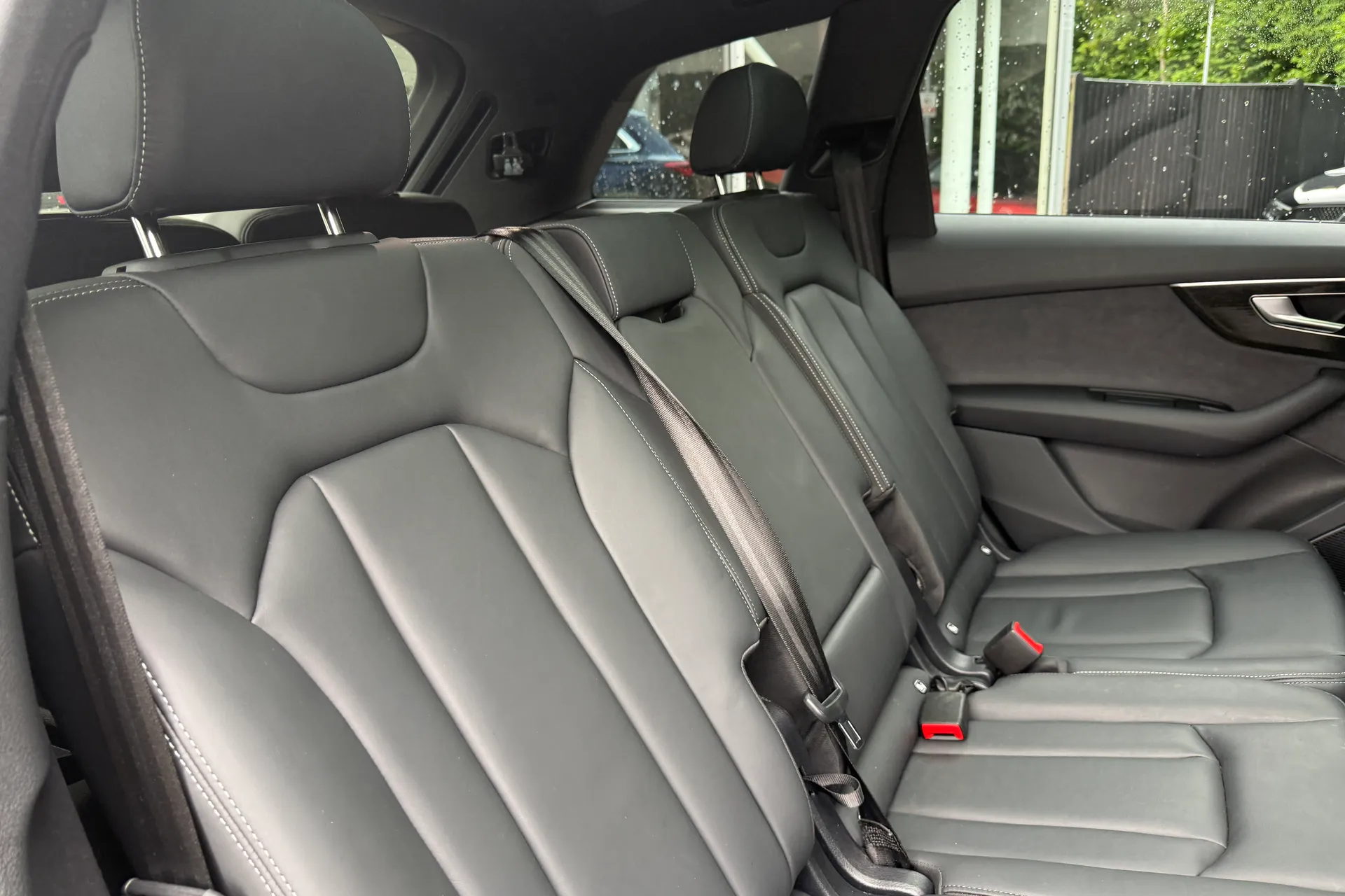 Audi Q7 thumbnail image number 36