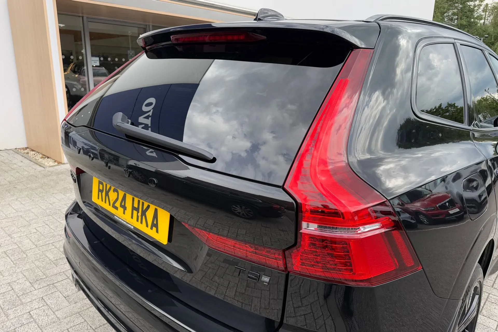 Volvo XC60 thumbnail image number 15