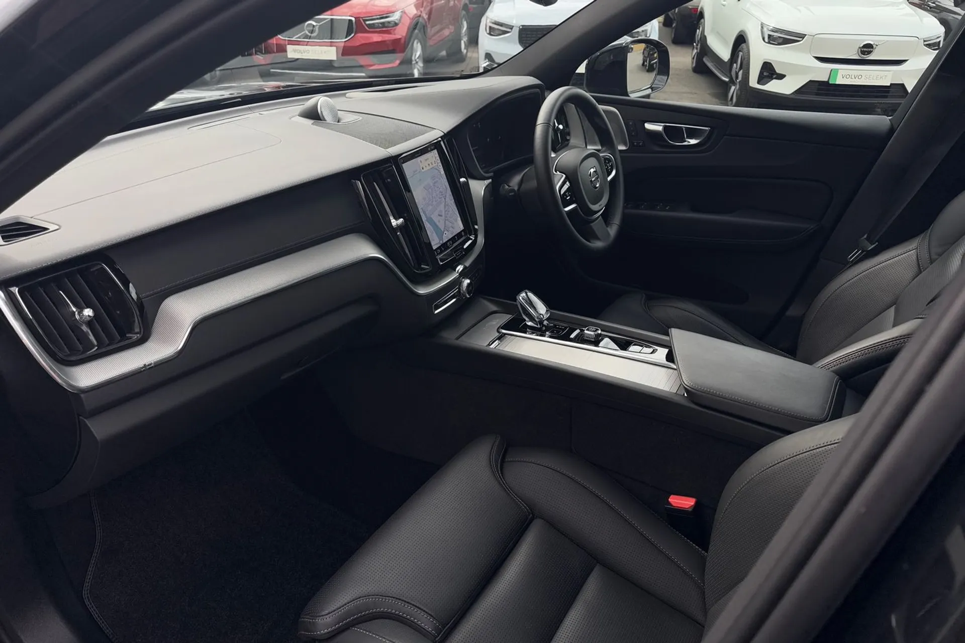 Volvo XC60 thumbnail image number 26