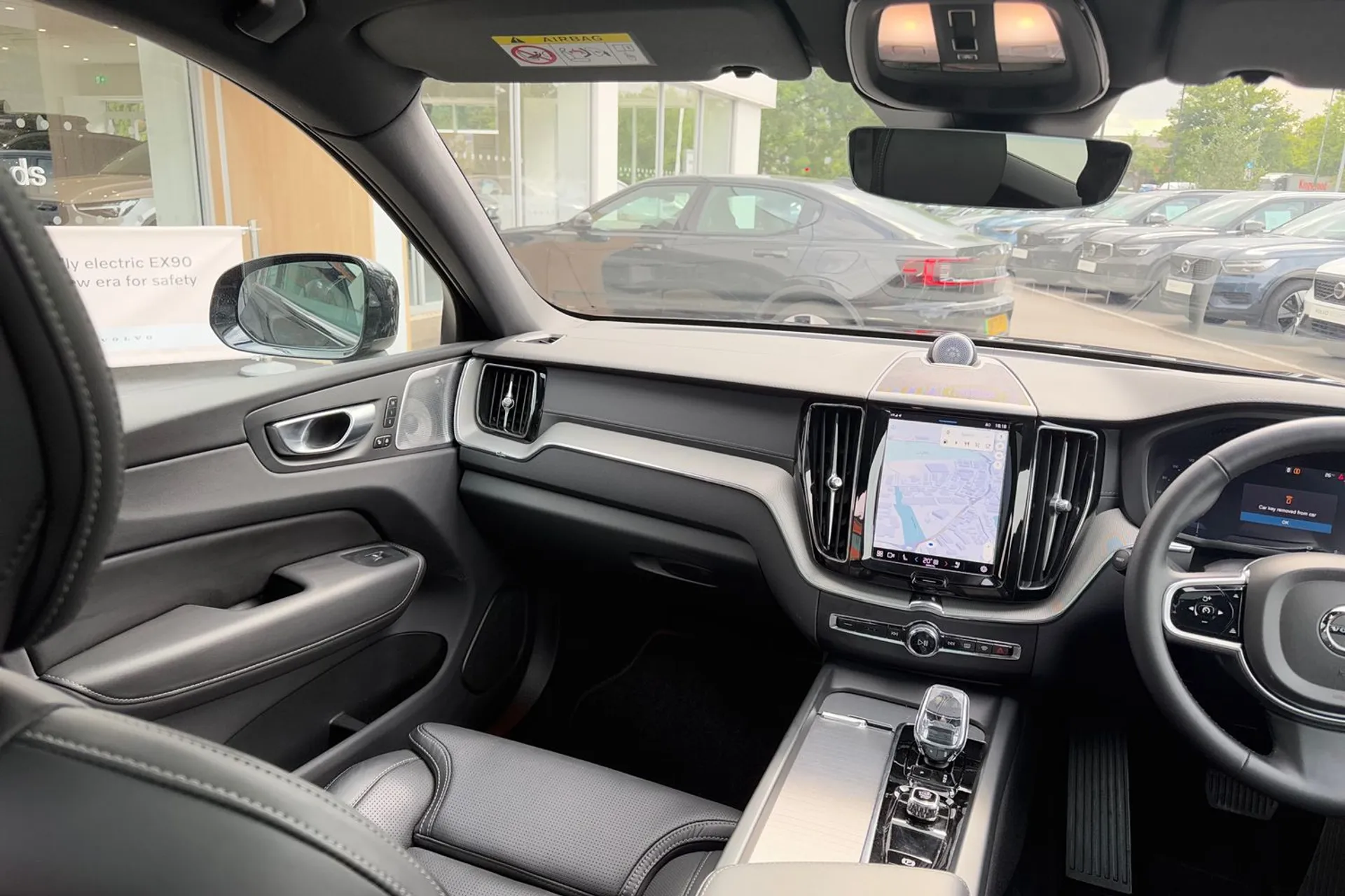 Volvo XC60 thumbnail image number 31