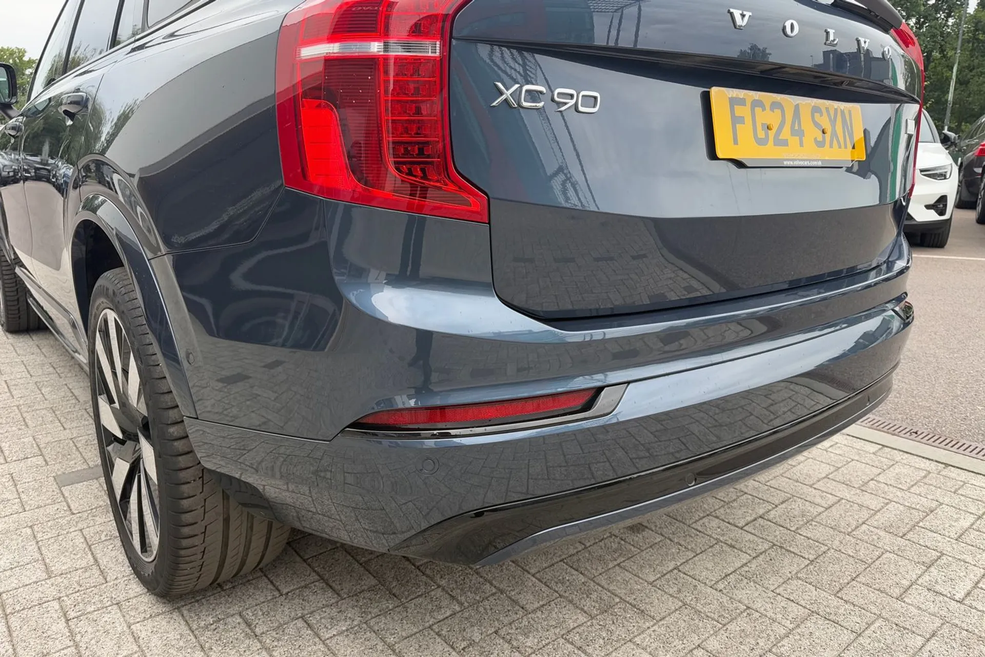 Volvo XC90 thumbnail image number 19