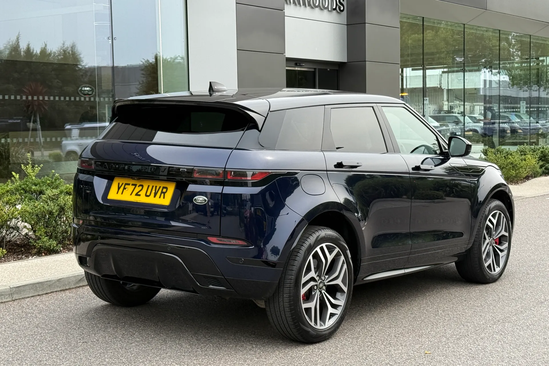 LAND ROVER RANGE ROVER EVOQUE thumbnail image number 16