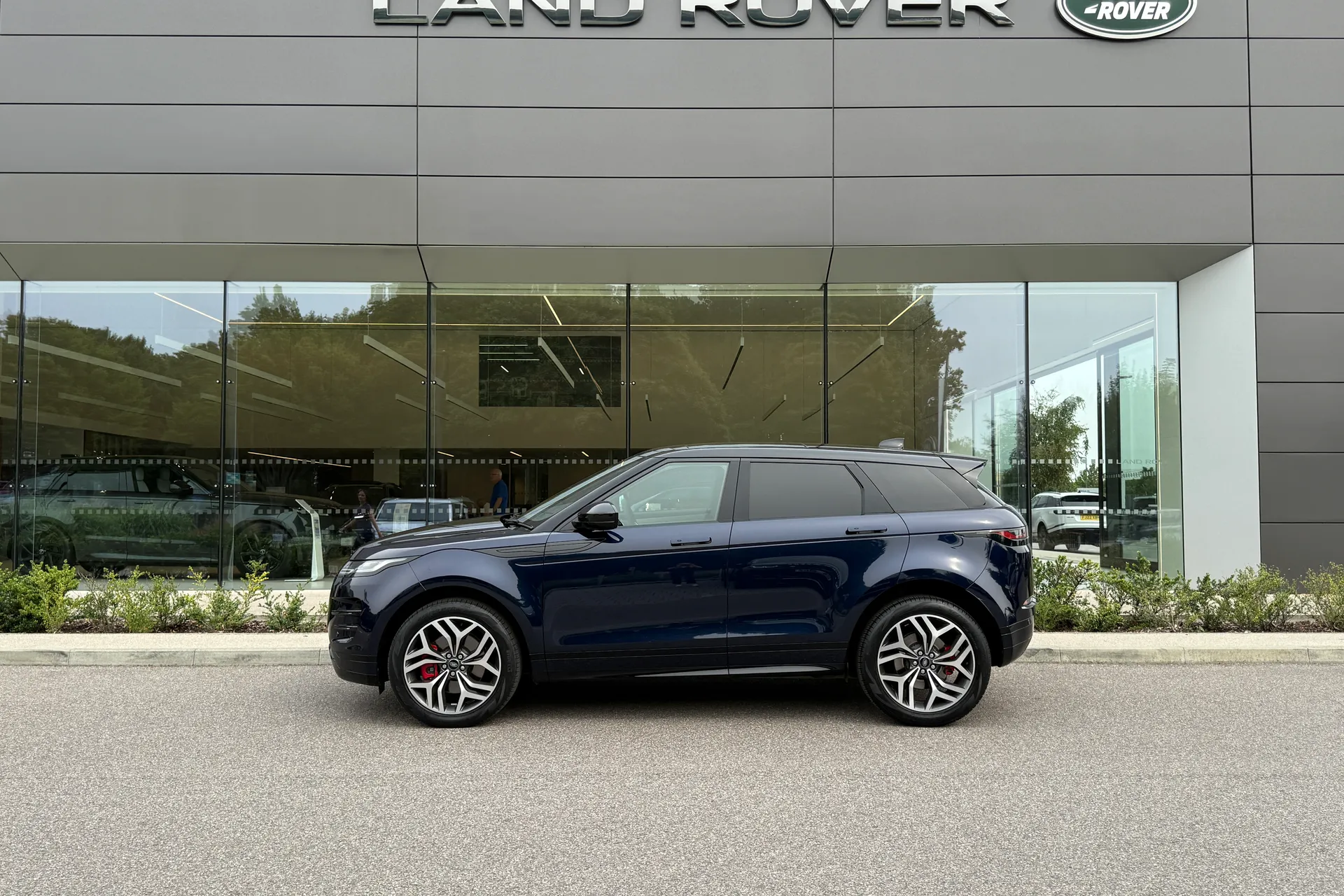 LAND ROVER RANGE ROVER EVOQUE thumbnail image number 8