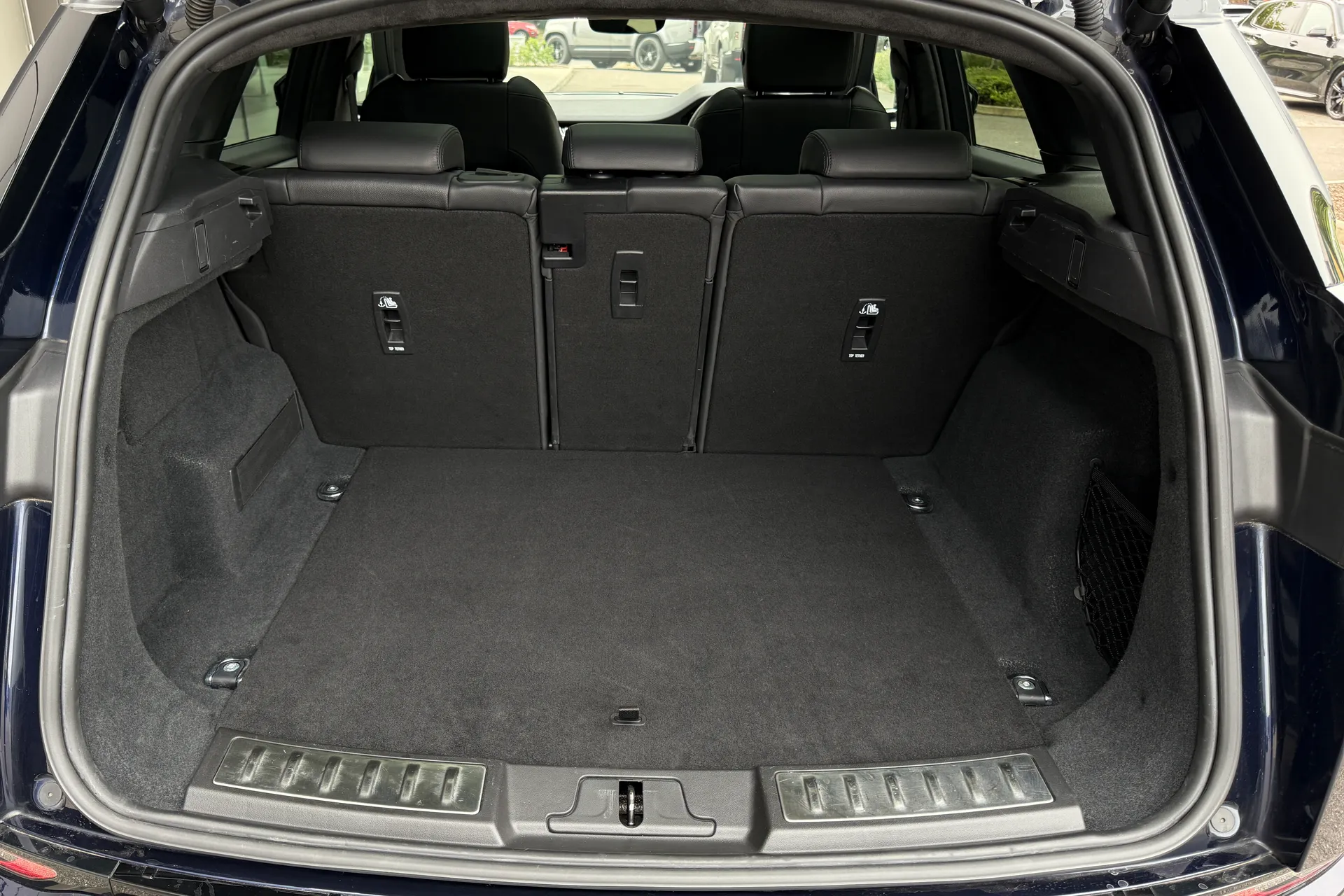 LAND ROVER RANGE ROVER EVOQUE thumbnail image number 32