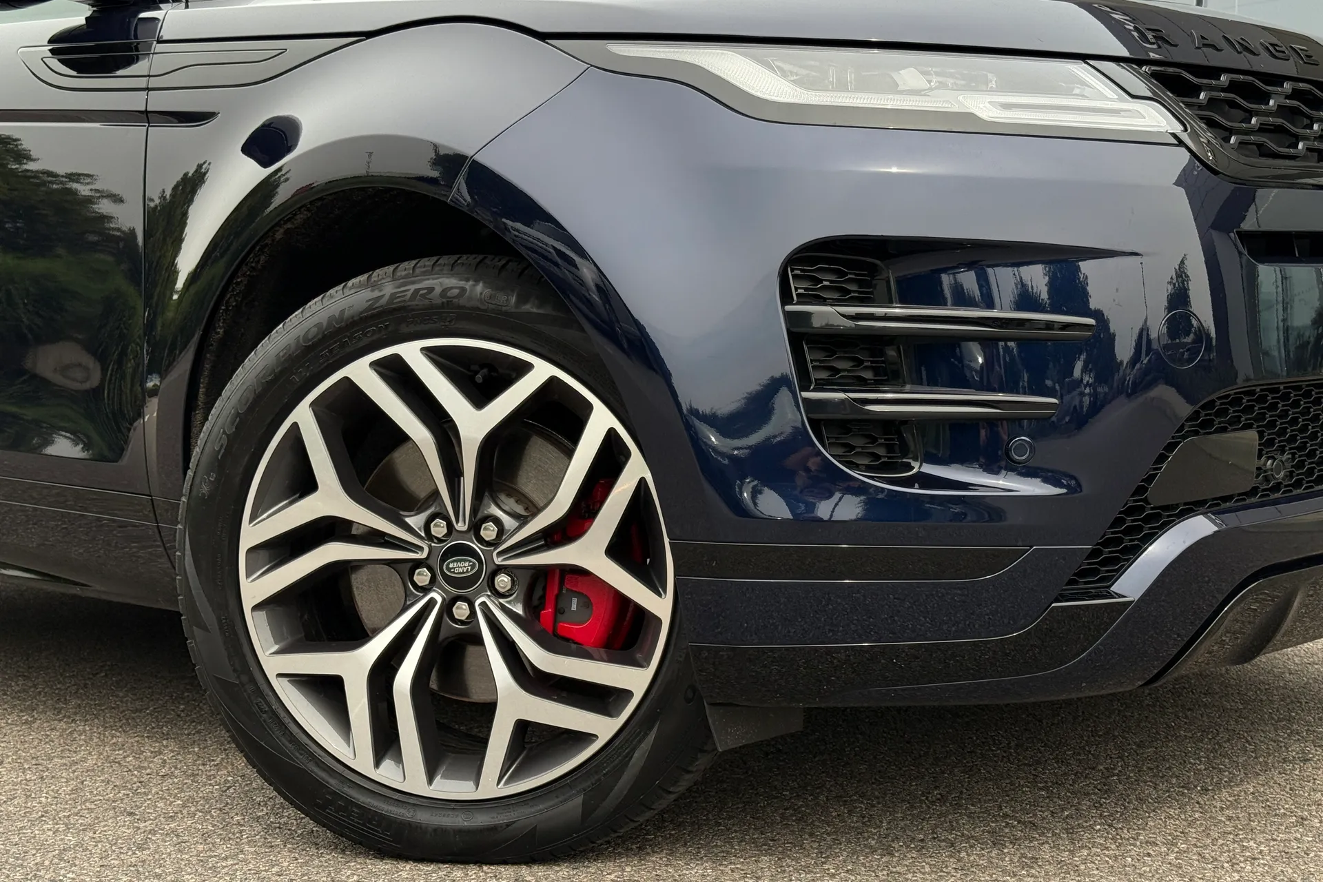 LAND ROVER RANGE ROVER EVOQUE thumbnail image number 18