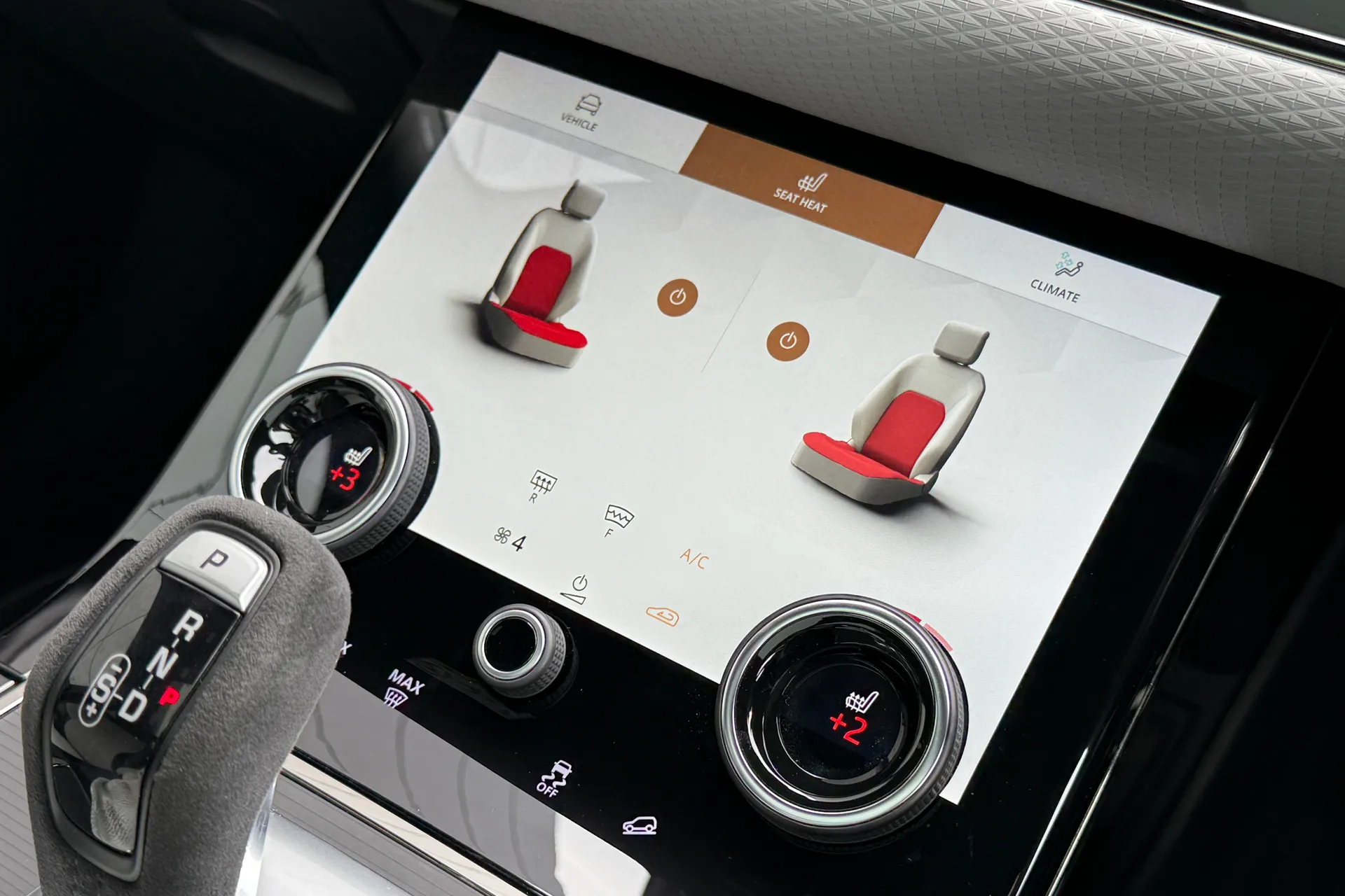 LAND ROVER RANGE ROVER EVOQUE thumbnail image number 54