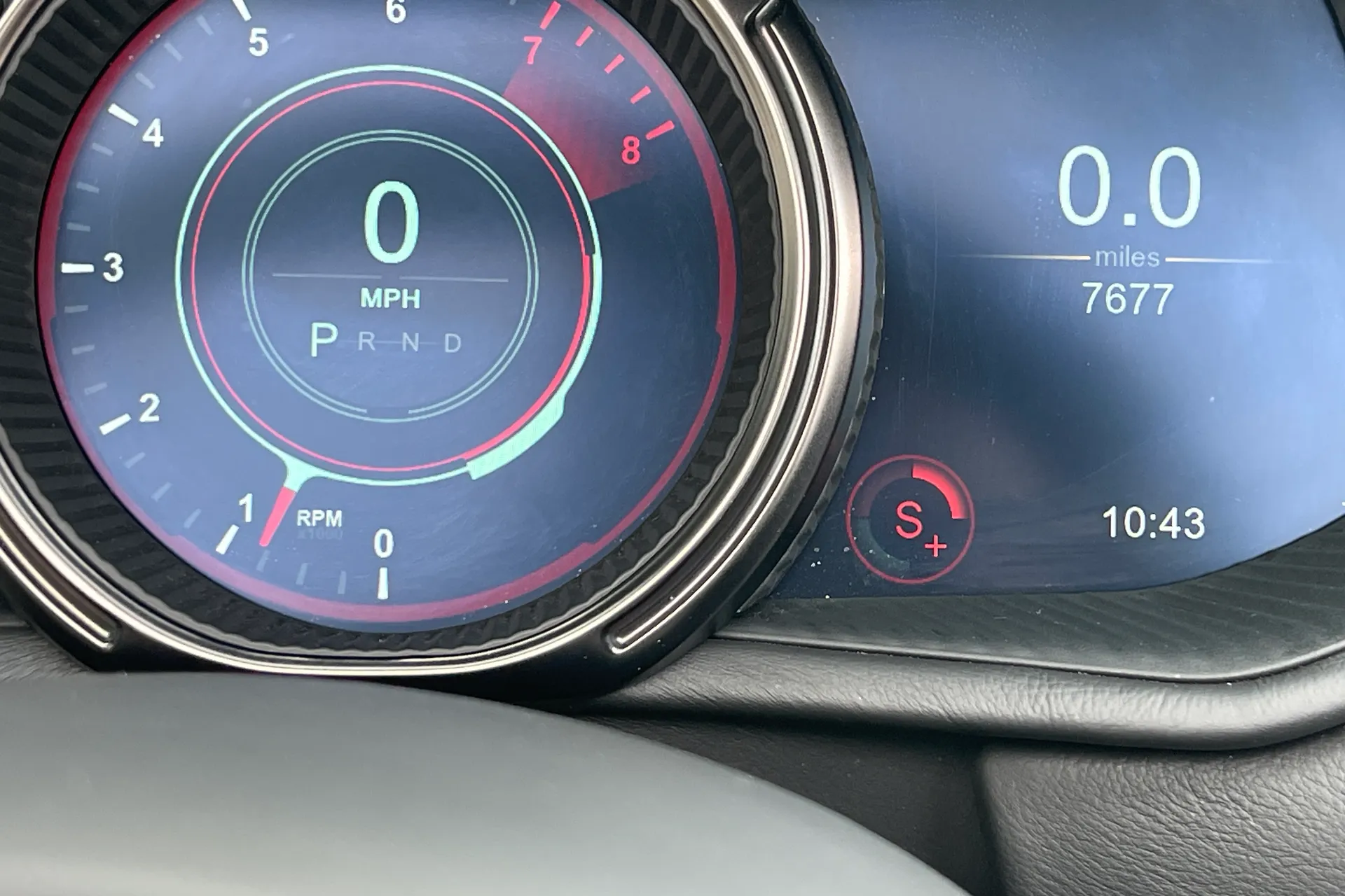 Aston Martin DB11 thumbnail image number 44