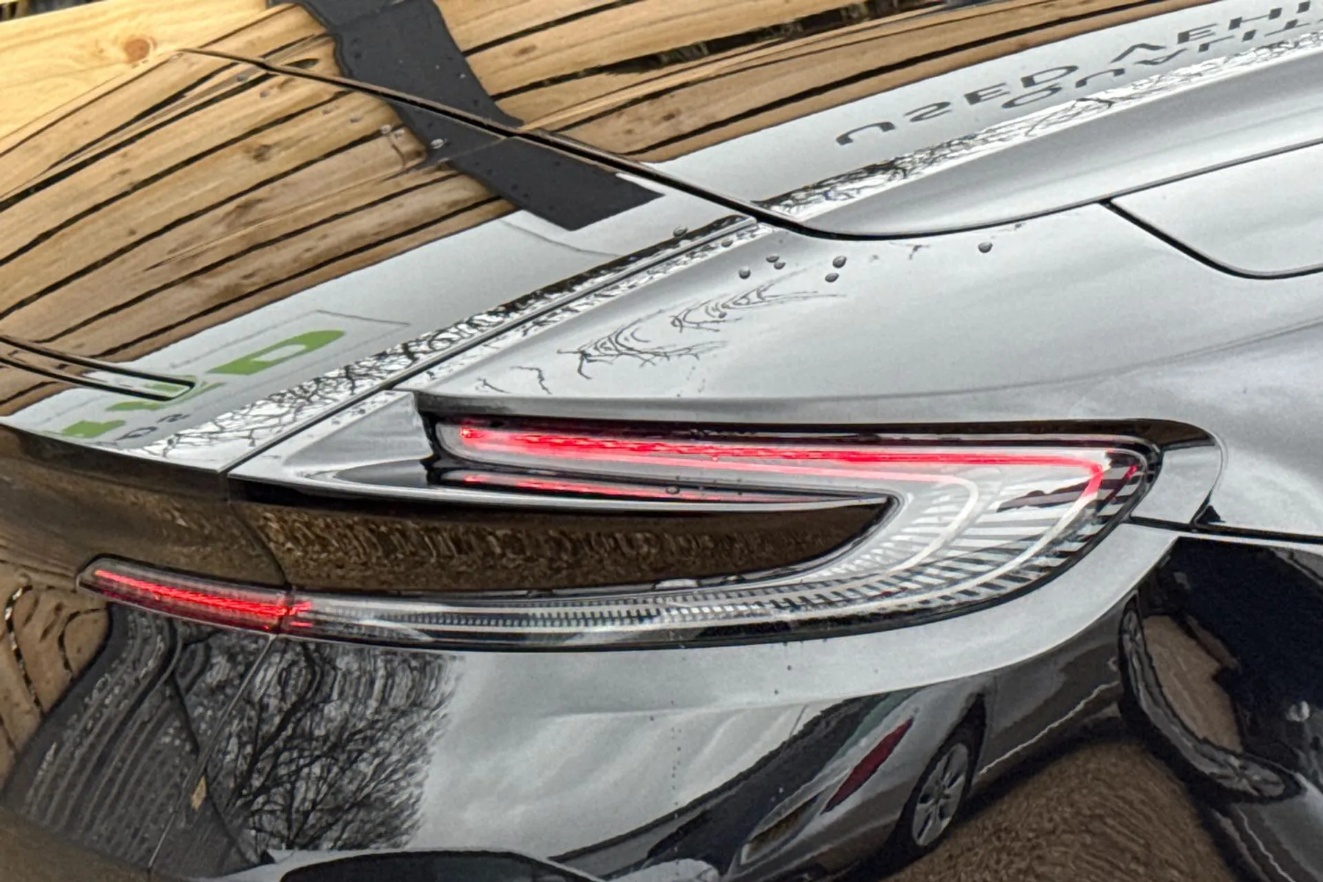 Aston Martin DB11 thumbnail image number 55