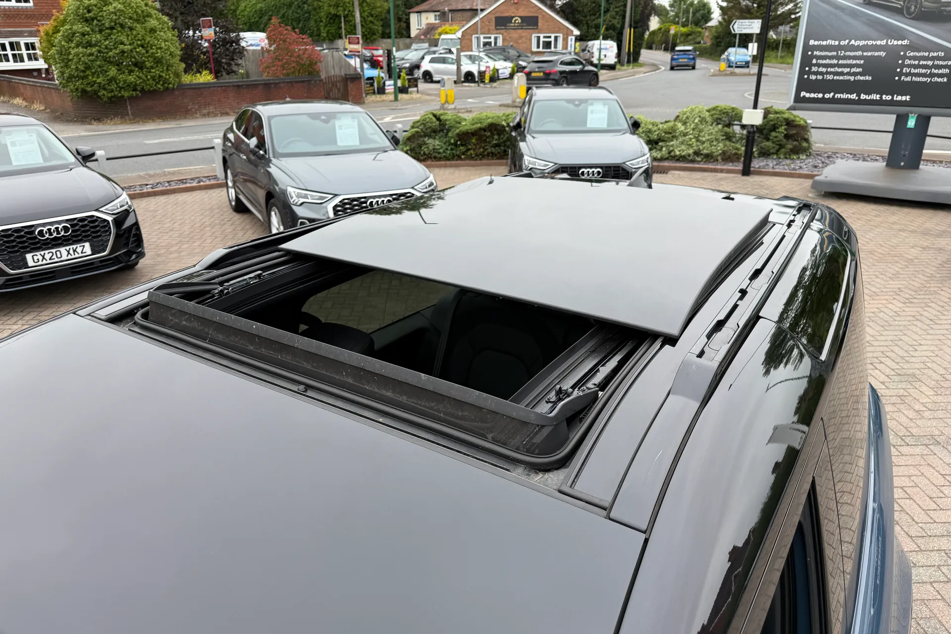 LAND ROVER DEFENDER thumbnail image number 9