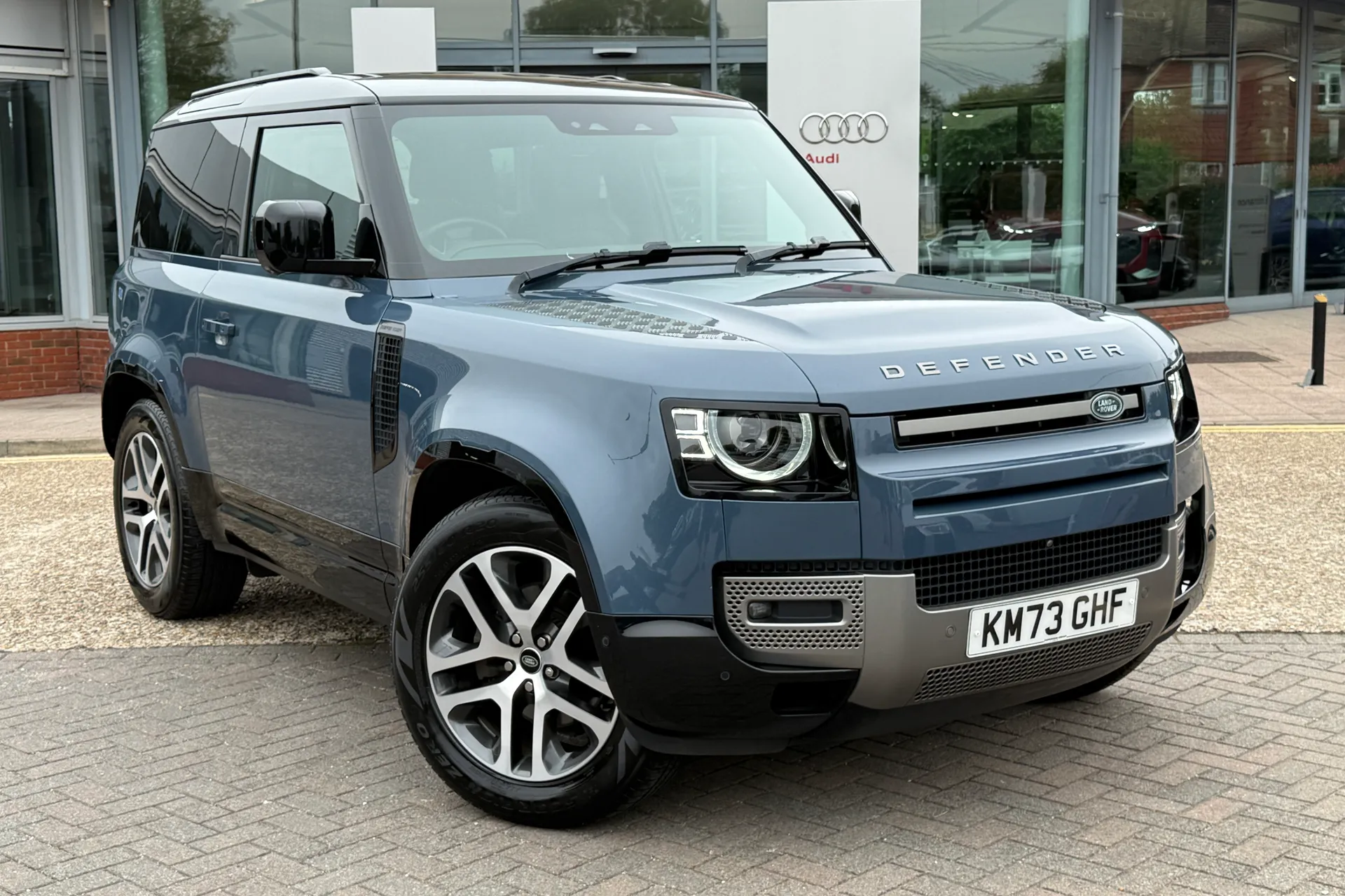LAND ROVER DEFENDER thumbnail image number 26