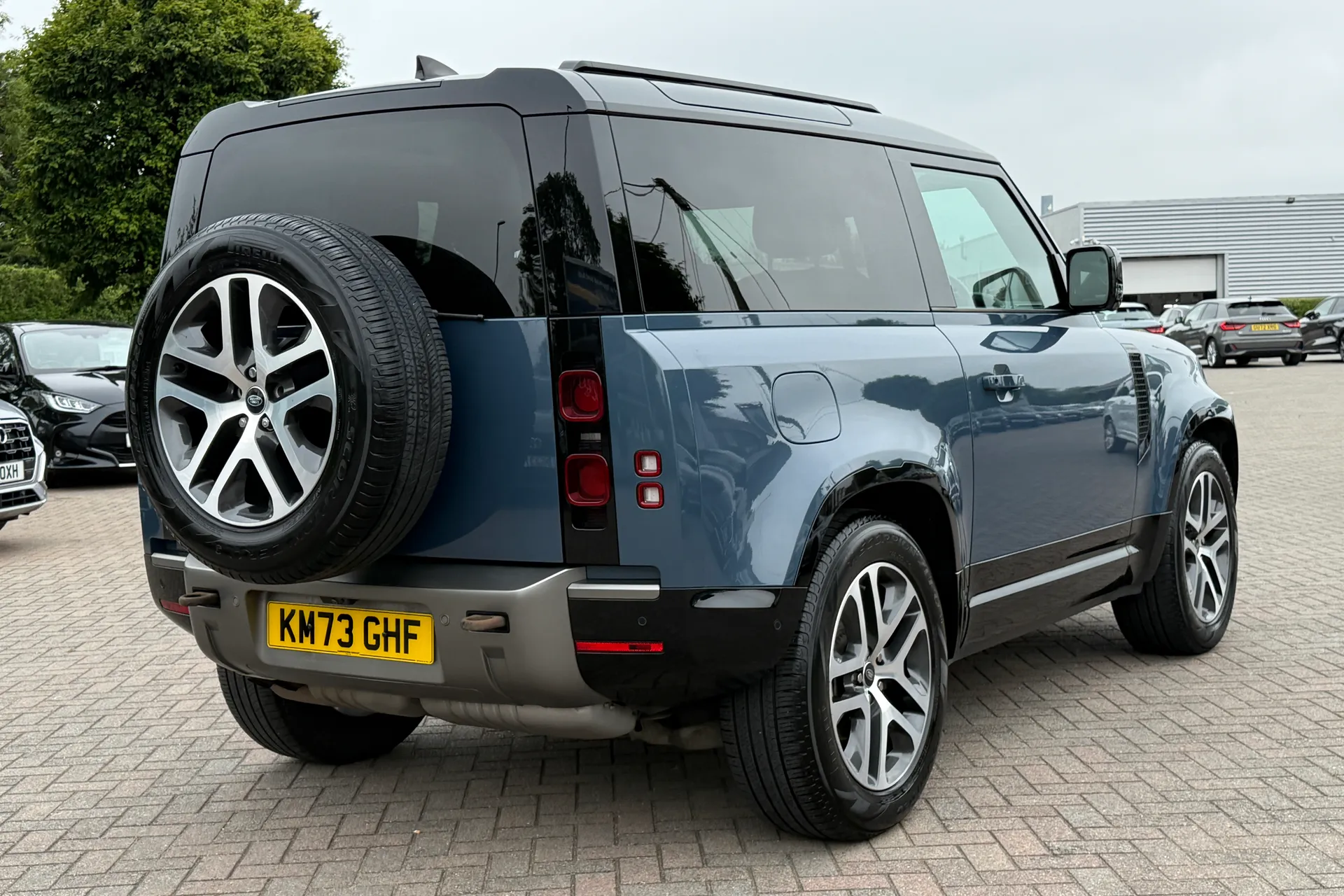 LAND ROVER DEFENDER thumbnail image number 36