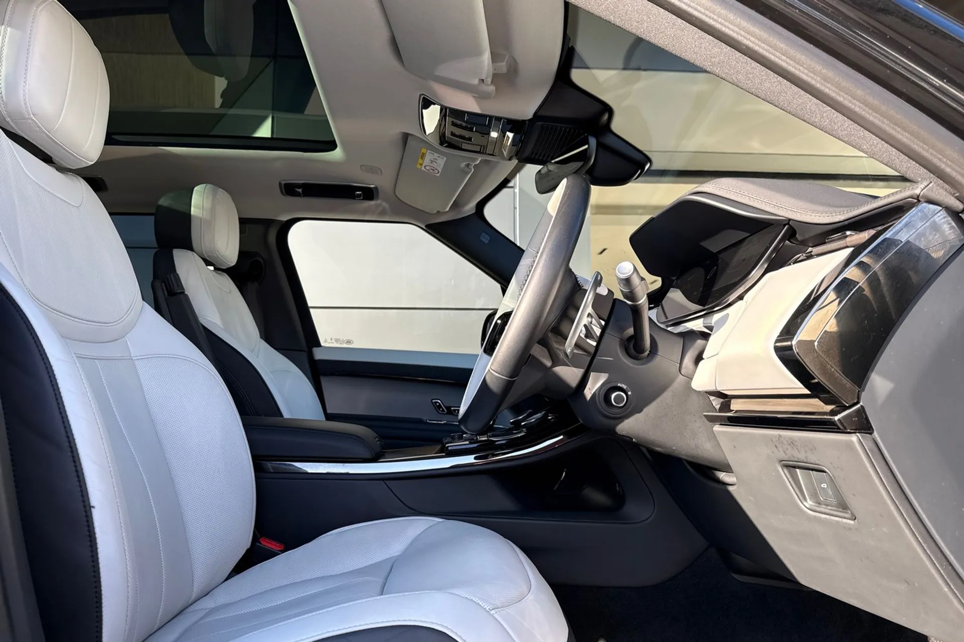 LAND ROVER RANGE ROVER SPORT thumbnail image number 20