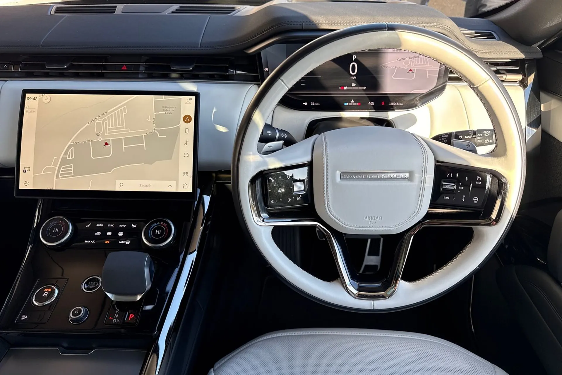 LAND ROVER RANGE ROVER SPORT thumbnail image number 32