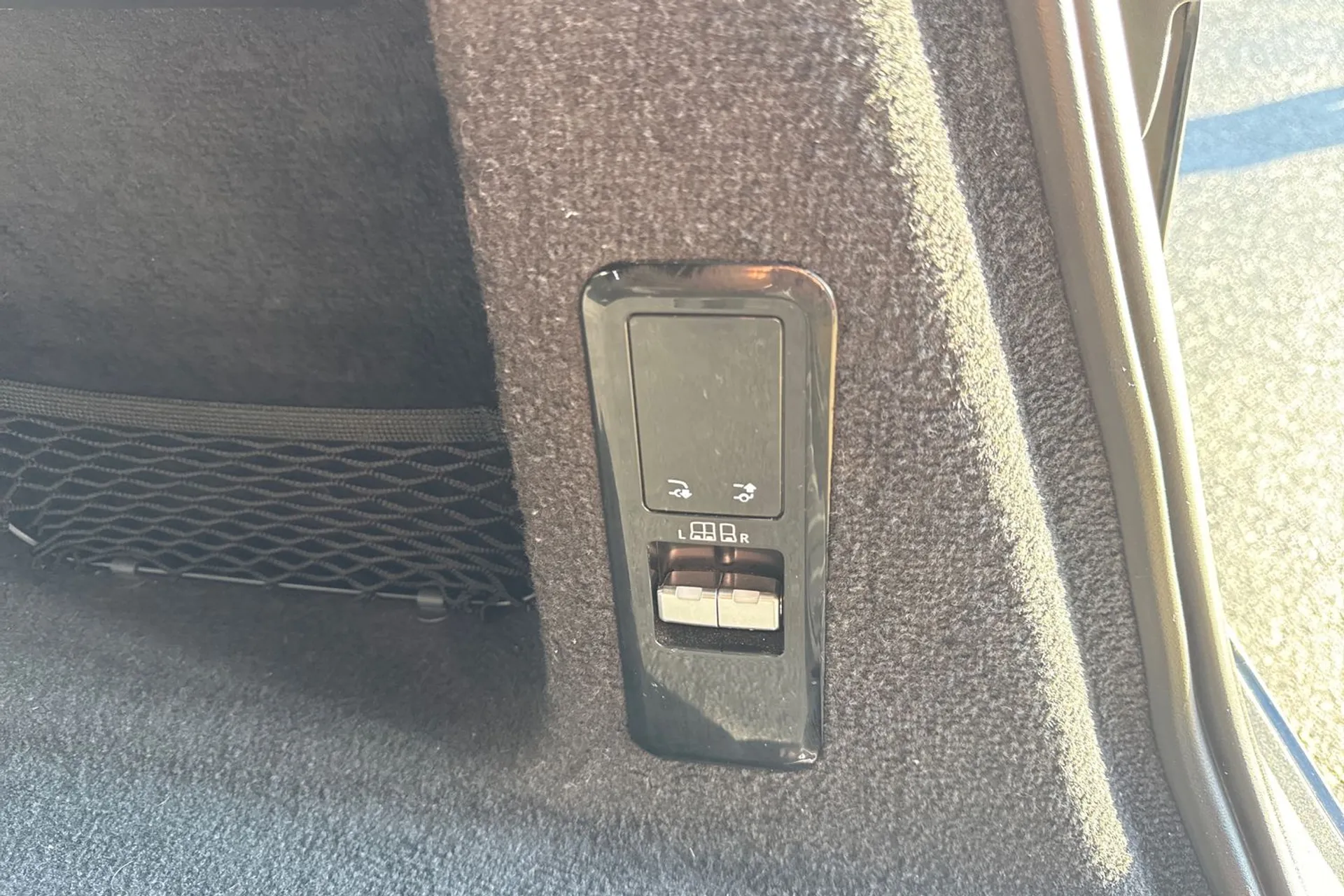 LAND ROVER RANGE ROVER SPORT thumbnail image number 41