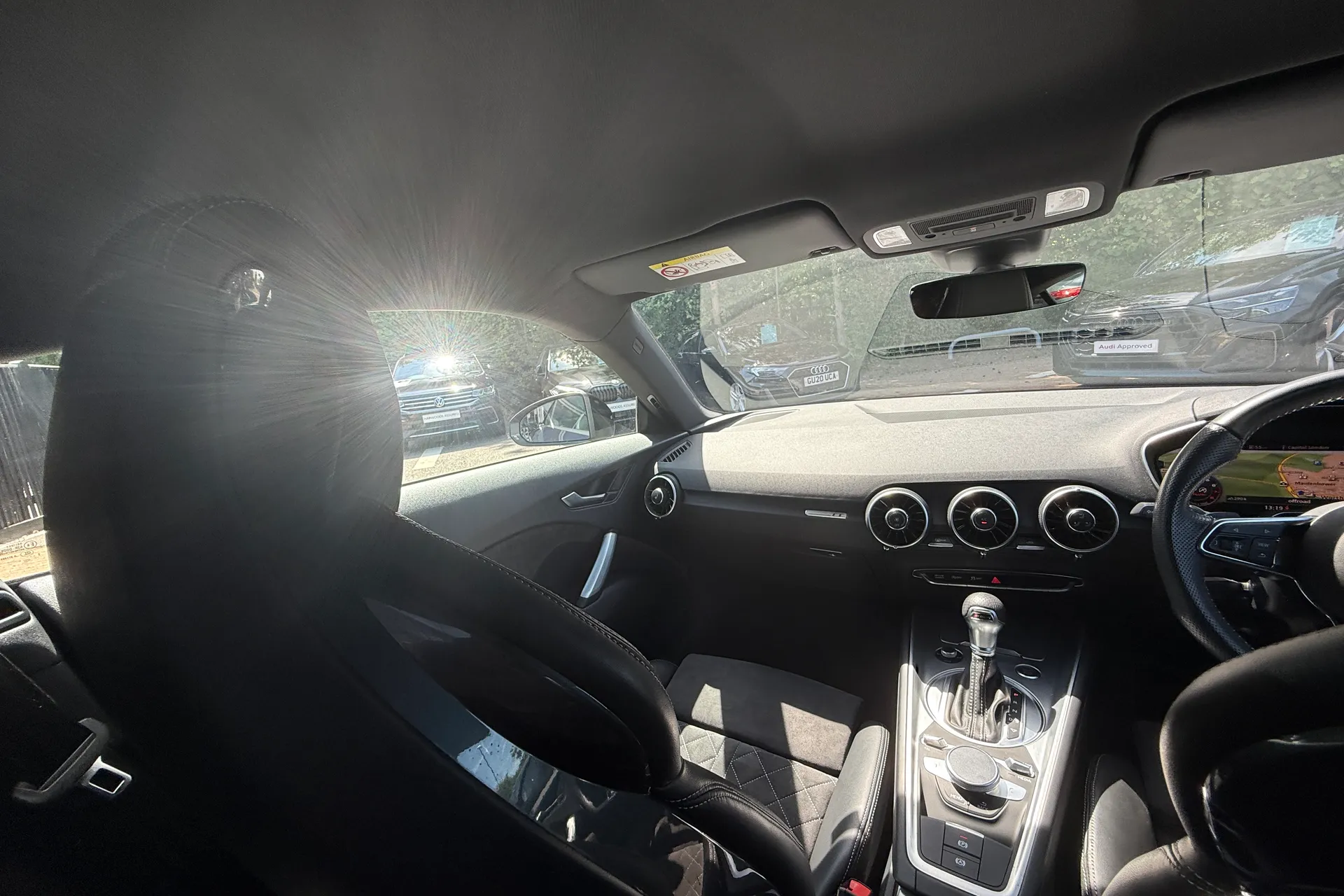 Audi TT thumbnail image number 31