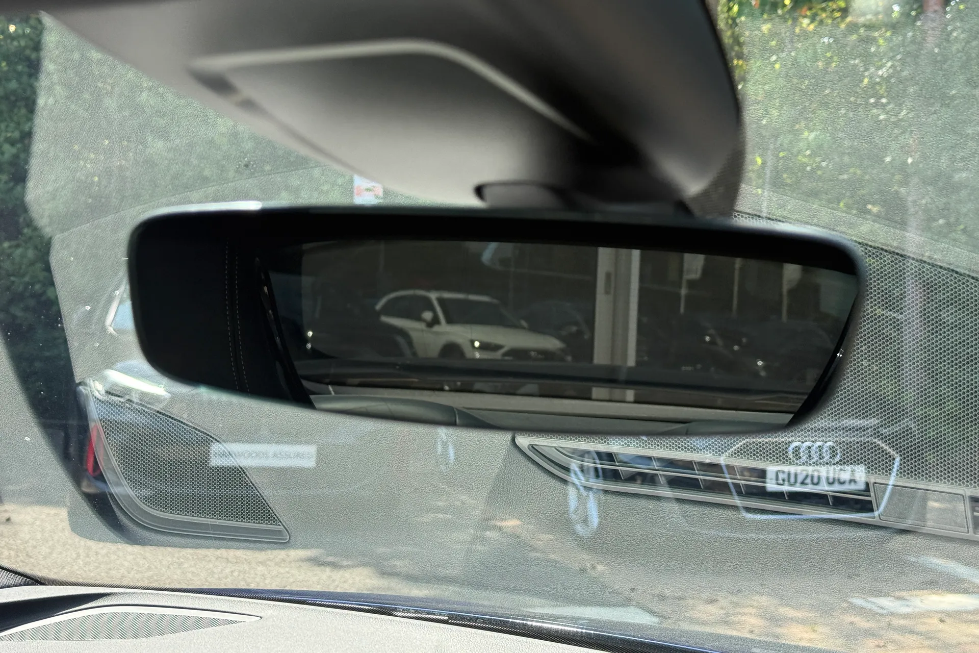 Audi TT thumbnail image number 21