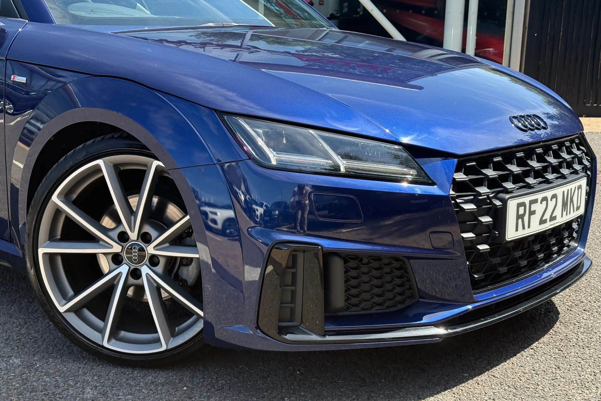 Audi TT thumbnail image number 8