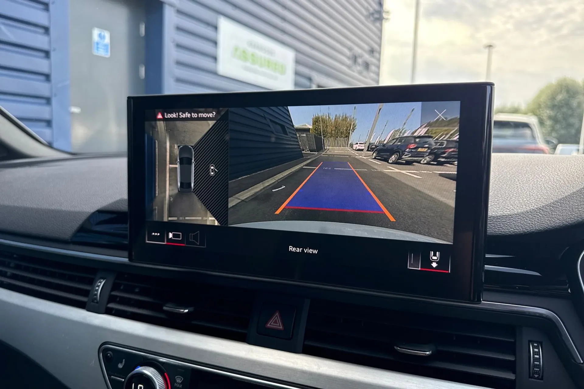 Audi A4 thumbnail image number 4
