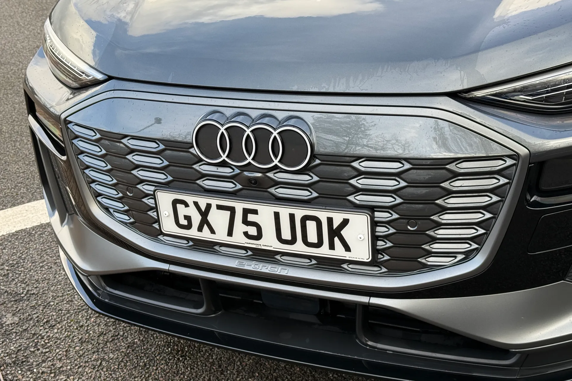 Audi Q6 thumbnail image number 26