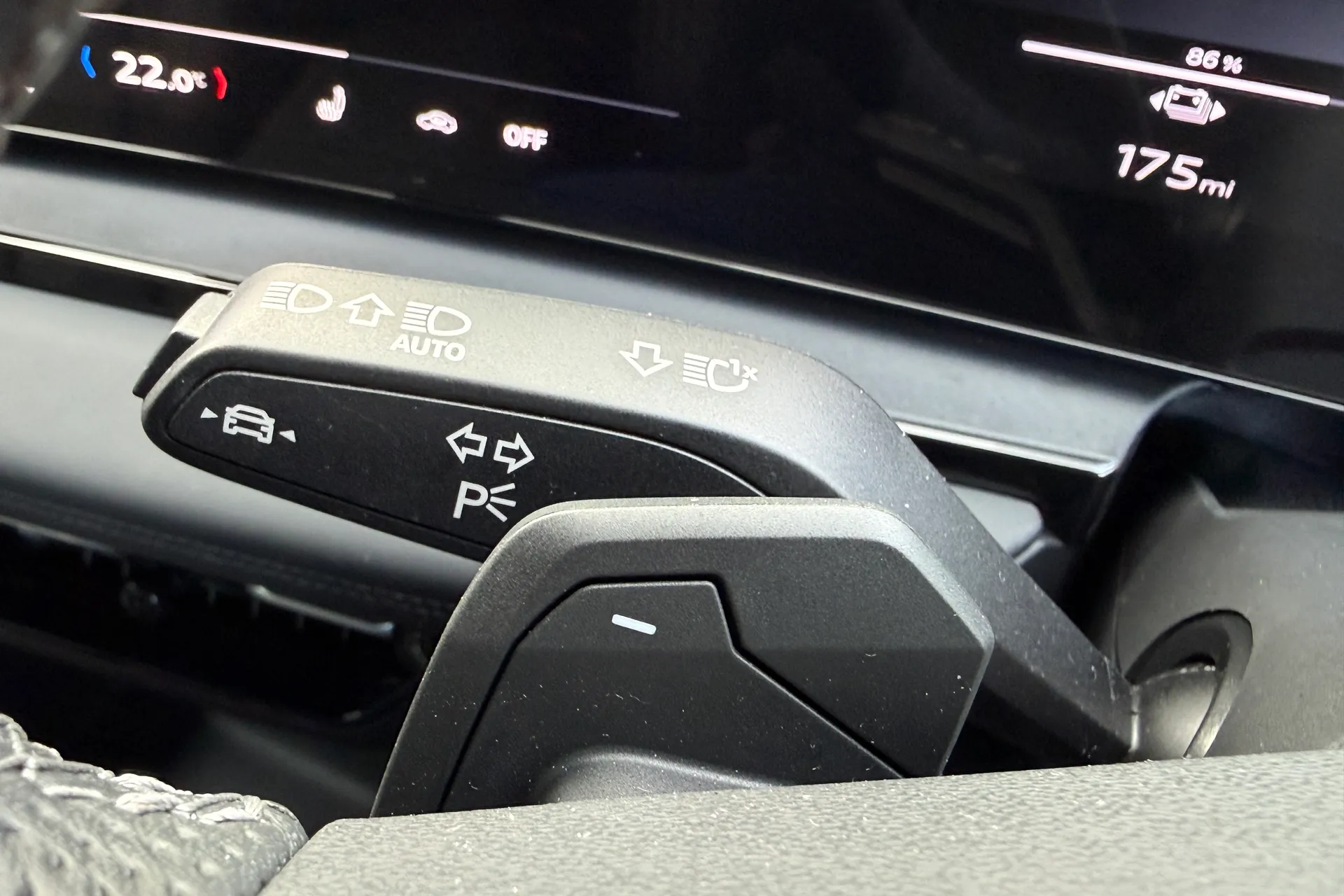 Audi Q6 thumbnail image number 72