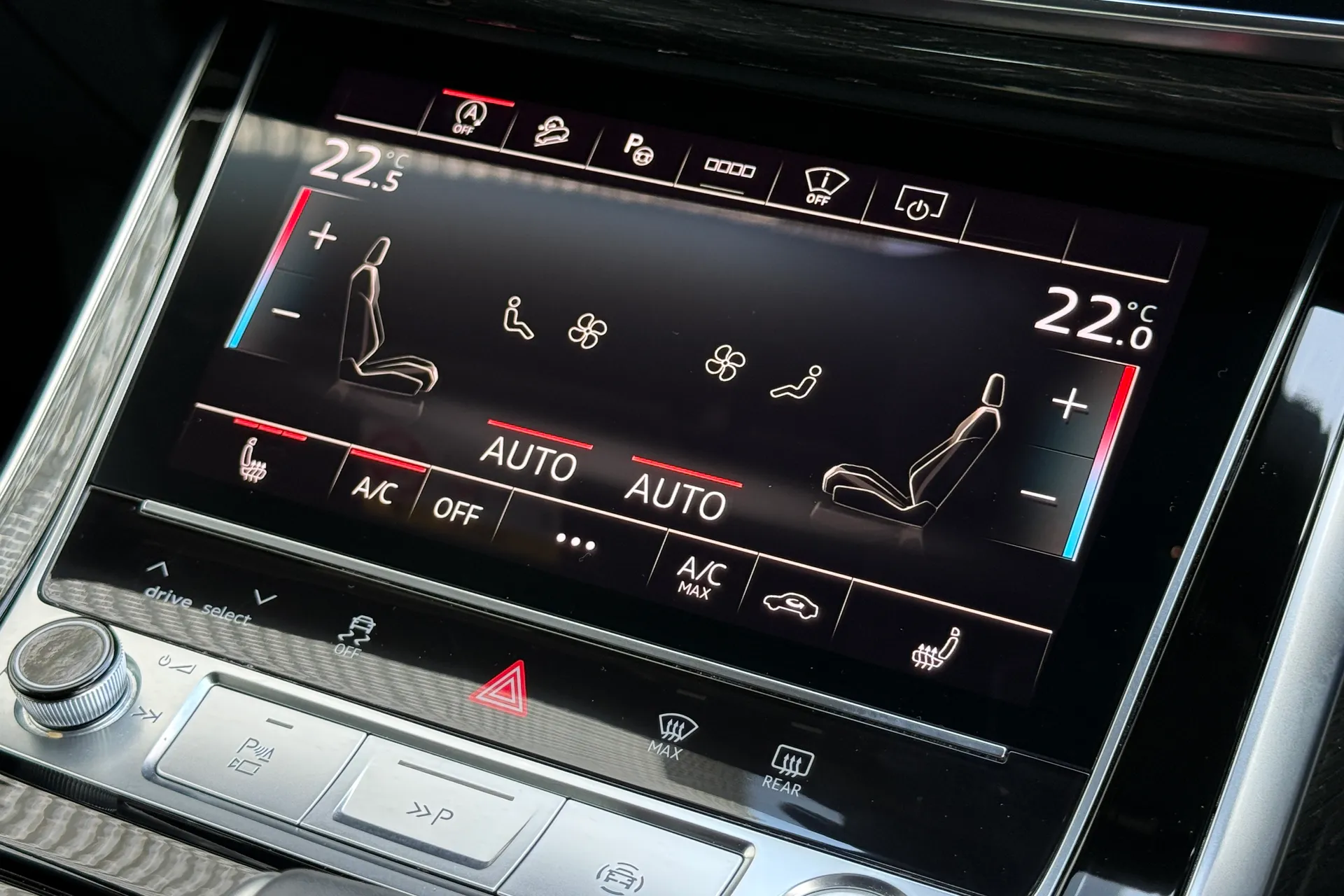 Audi Q8 thumbnail image number 29
