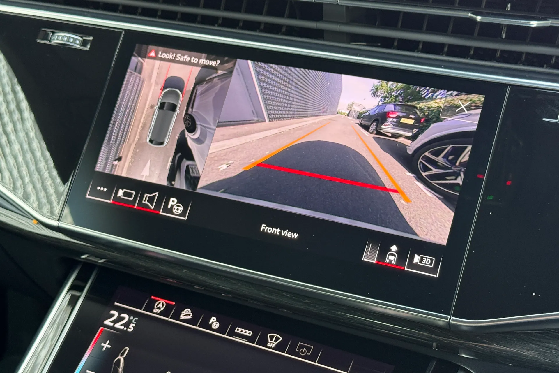 Audi Q8 thumbnail image number 4