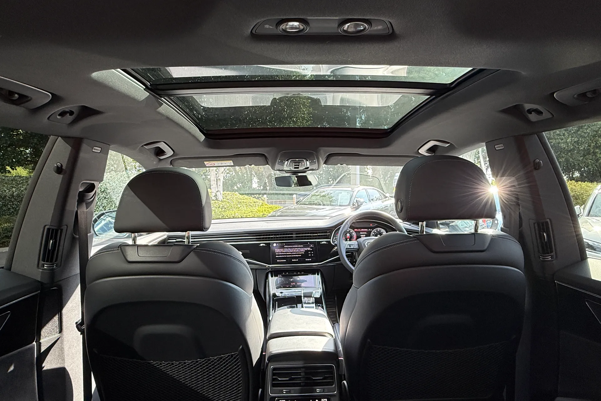 Audi Q8 thumbnail image number 39
