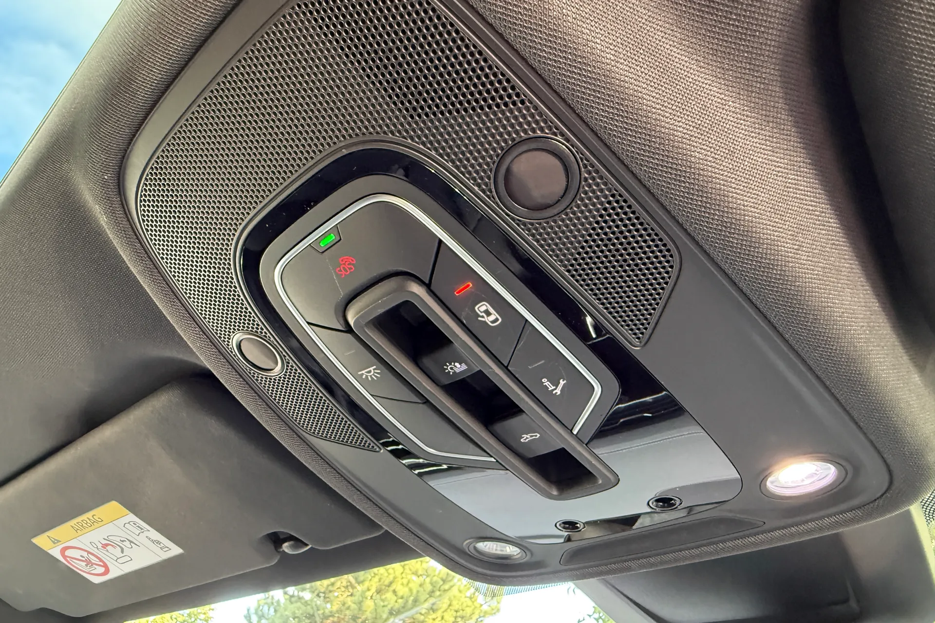 Audi Q8 thumbnail image number 47