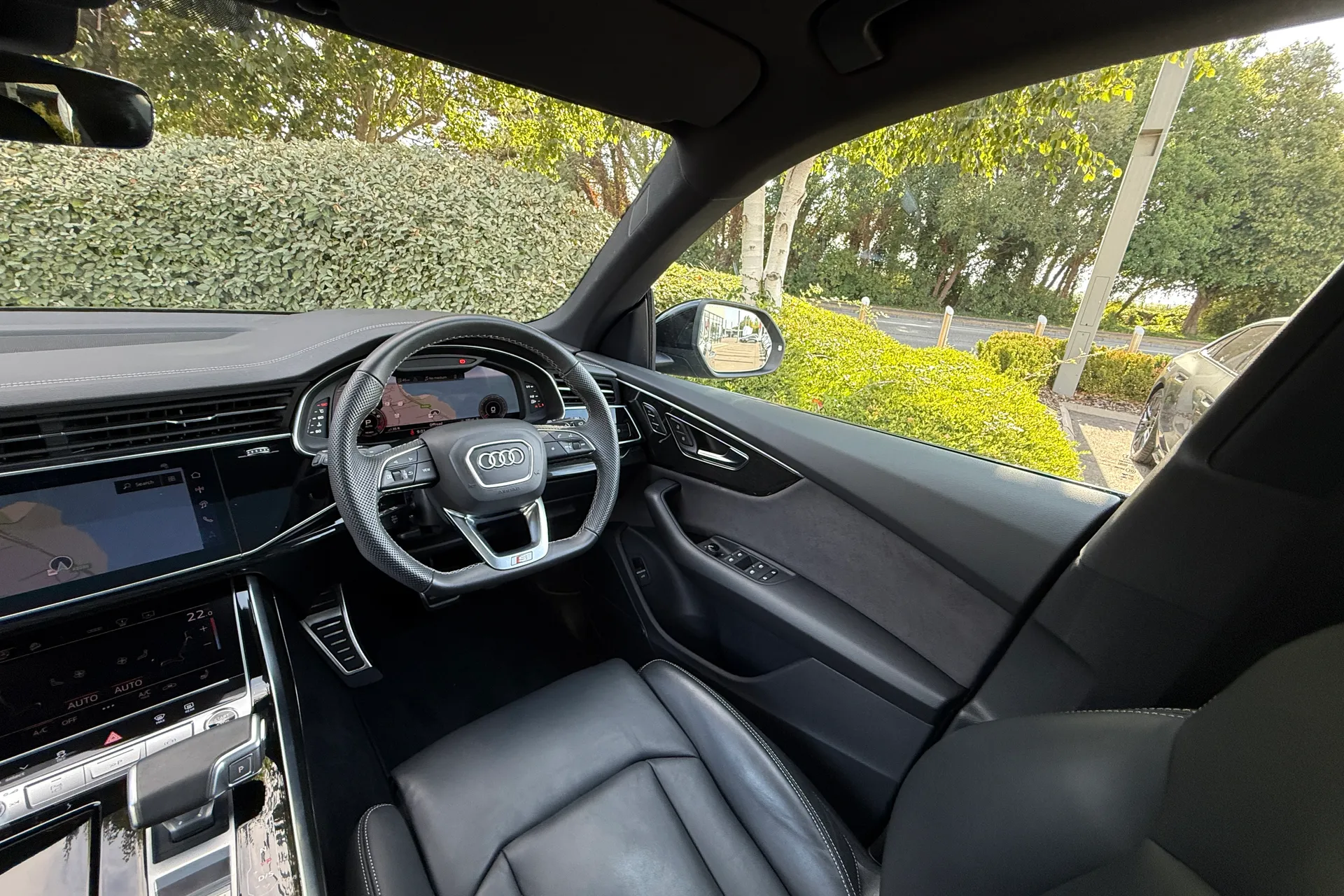 Audi Q8 thumbnail image number 65