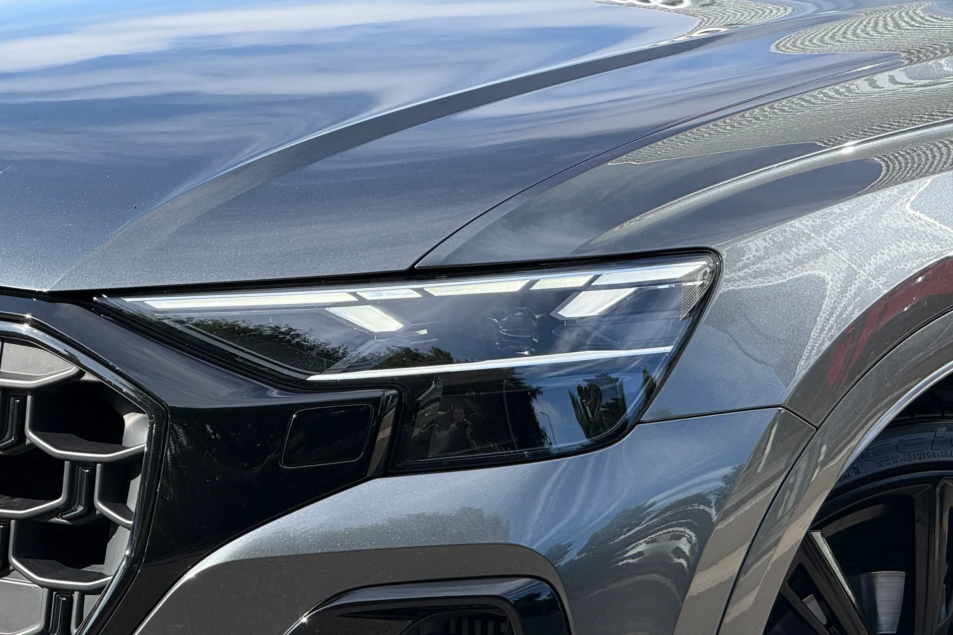 Audi Q8 thumbnail image number 28