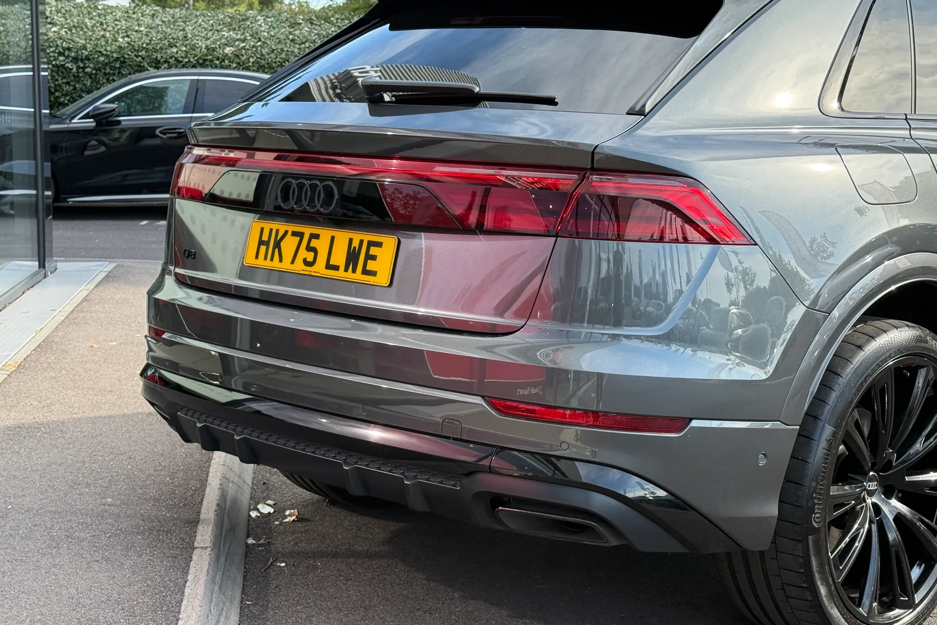 Audi Q8 thumbnail image number 15
