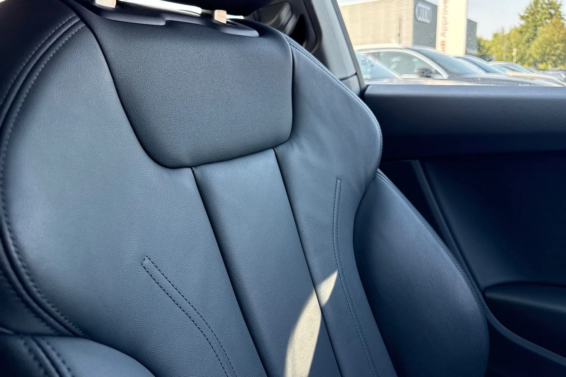 Audi A5 thumbnail image number 46