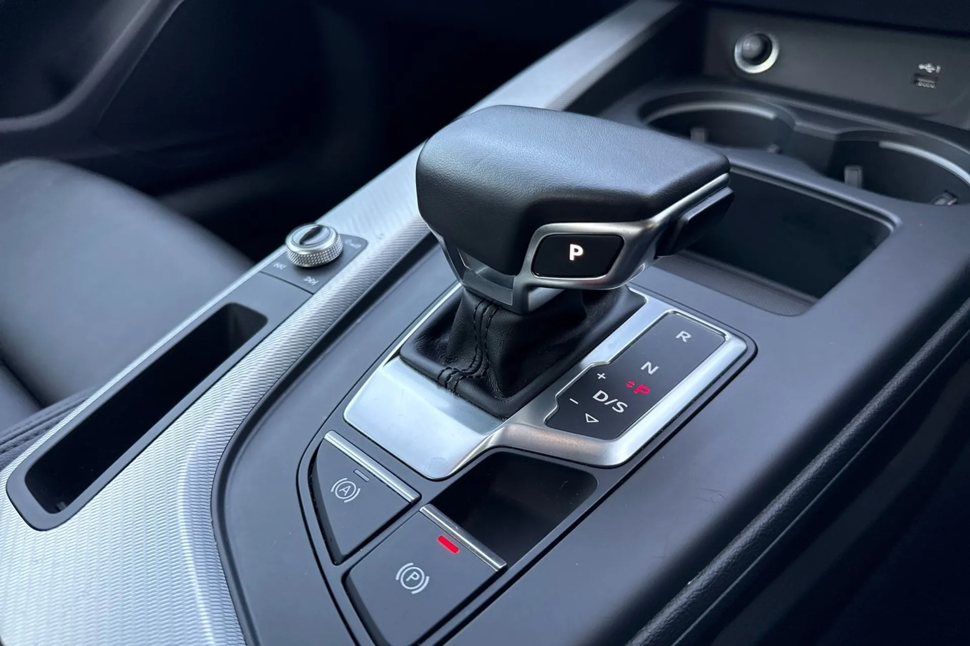 Audi A5 thumbnail image number 27