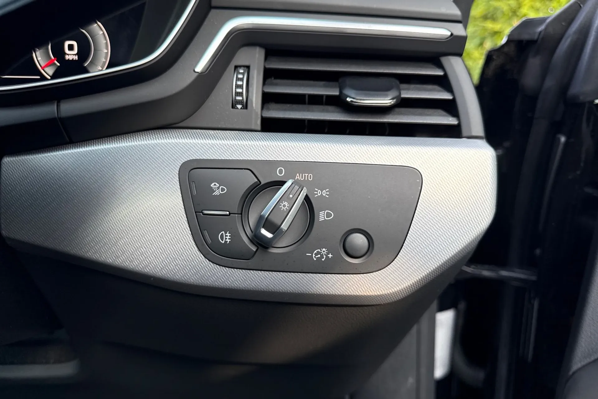 Audi A5 thumbnail image number 48