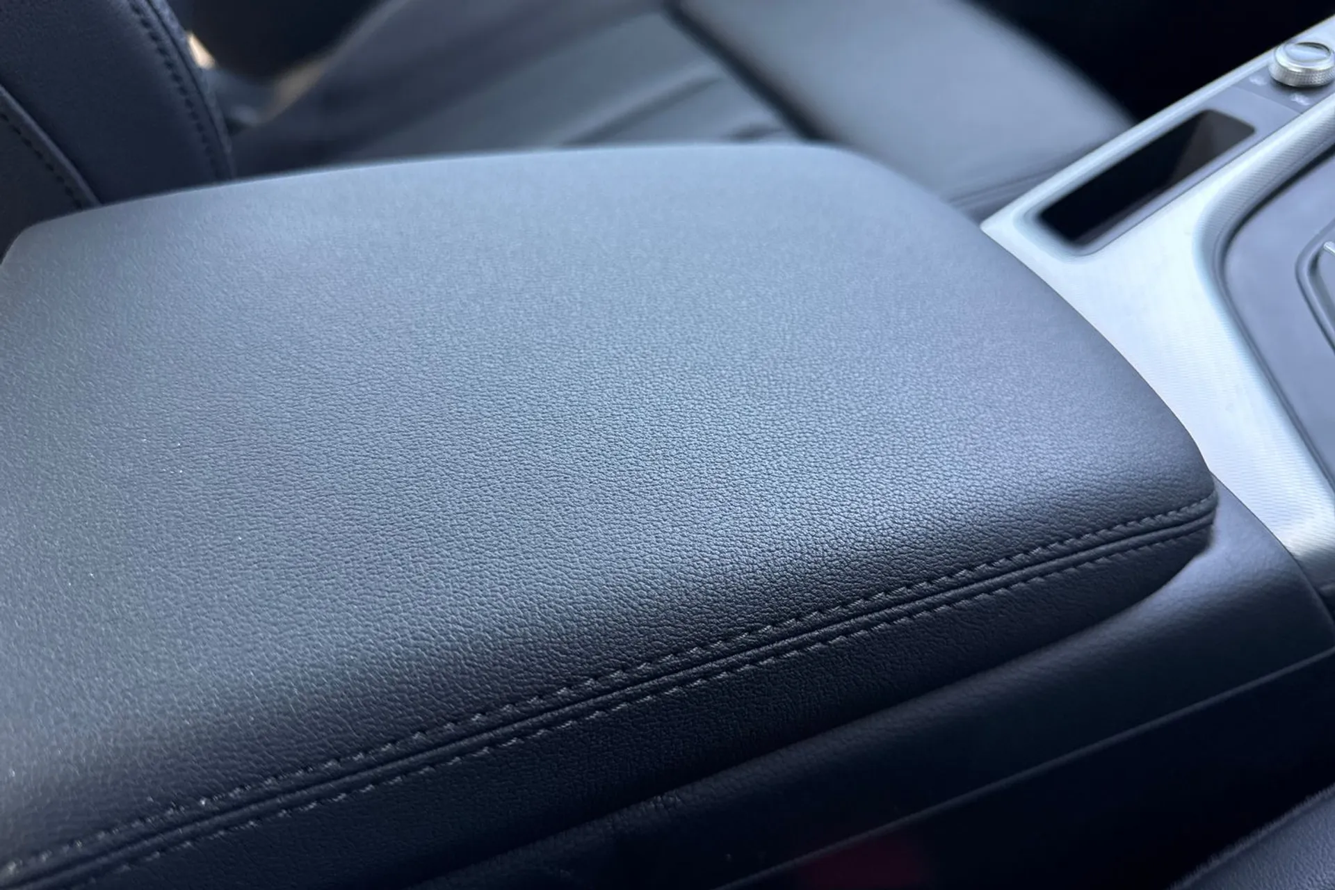 Audi A5 thumbnail image number 44