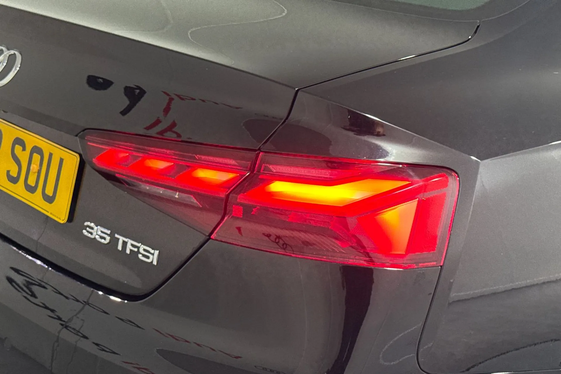 Audi A5 thumbnail image number 17