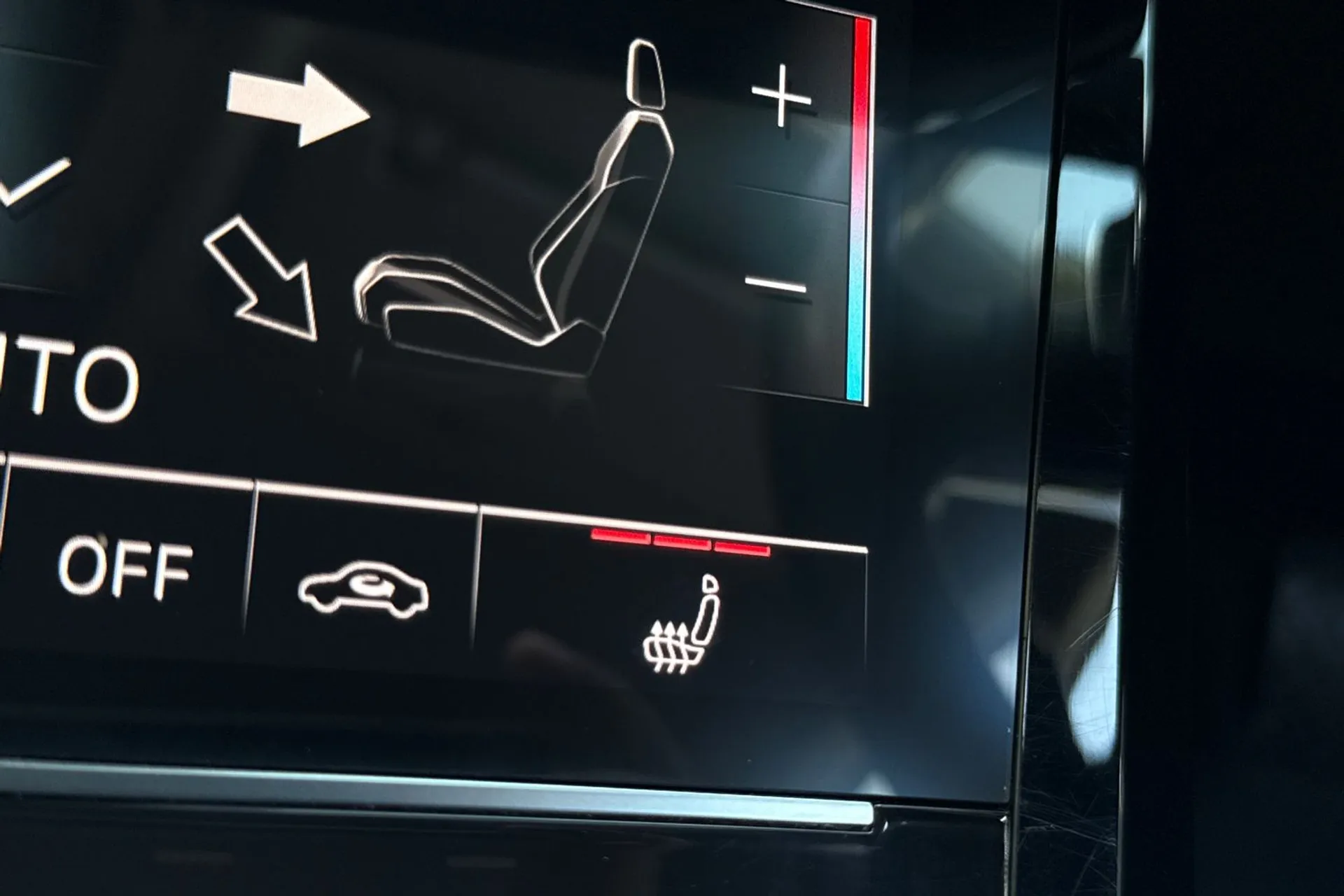Audi e-tron thumbnail image number 46