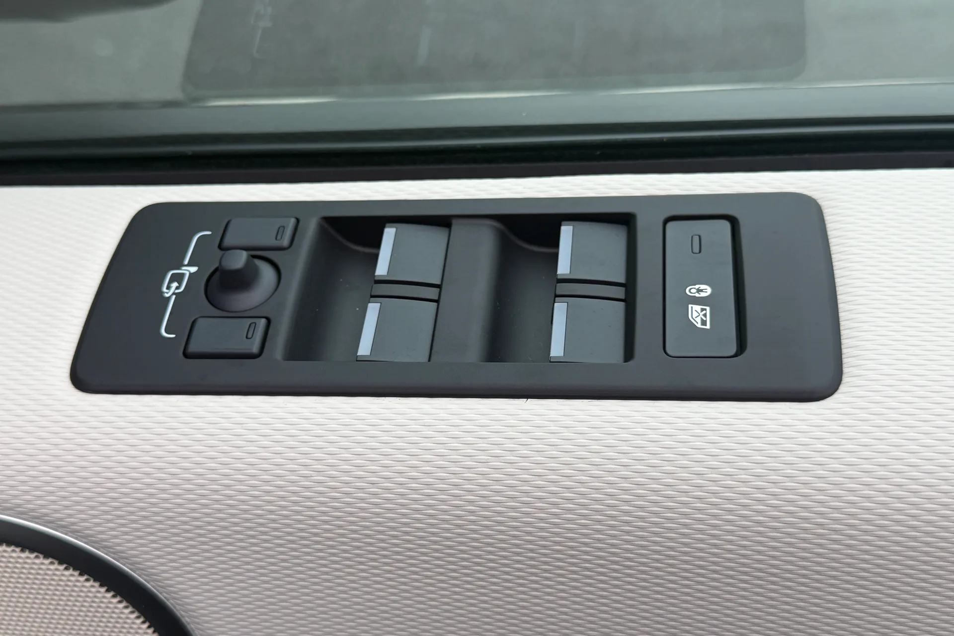 LAND ROVER DISCOVERY thumbnail image number 20